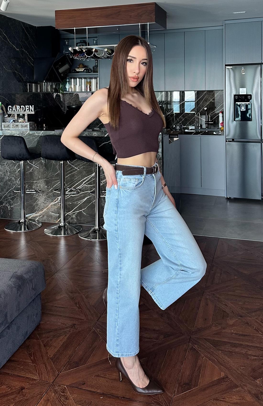 Kemerli Kısa Pantolon A.MAVİ