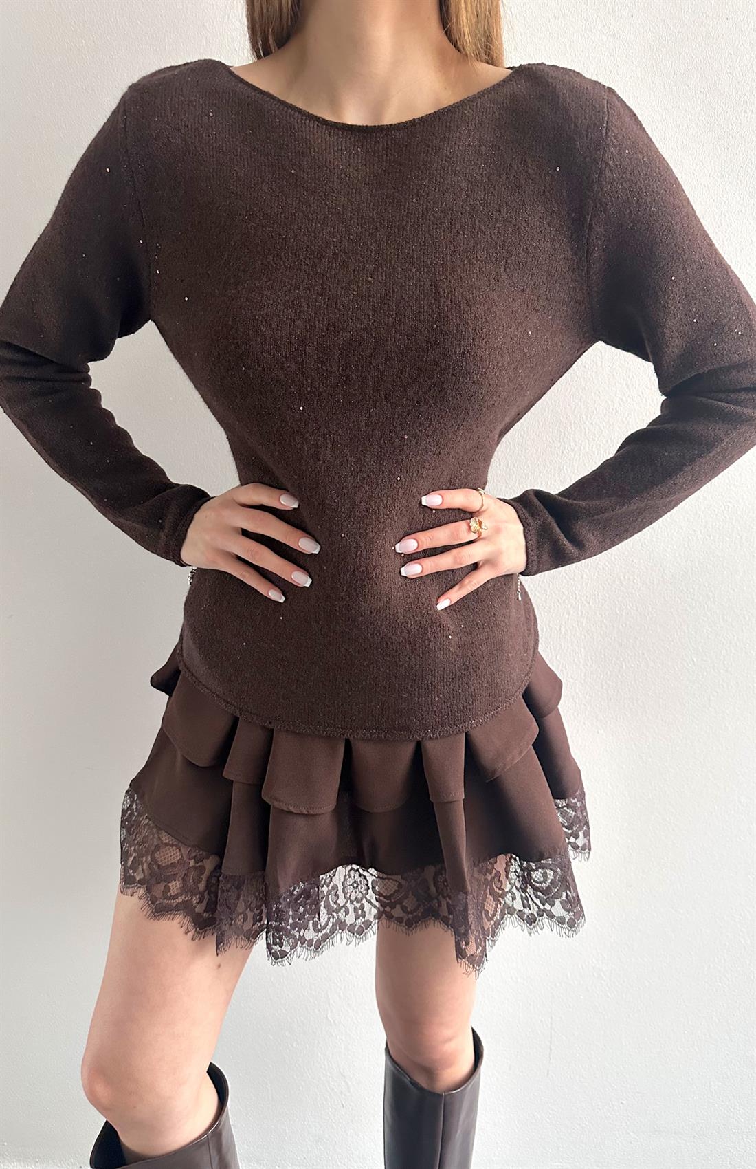 Kayık Yaka Pullu Simli Kazak KAHVERENGİ