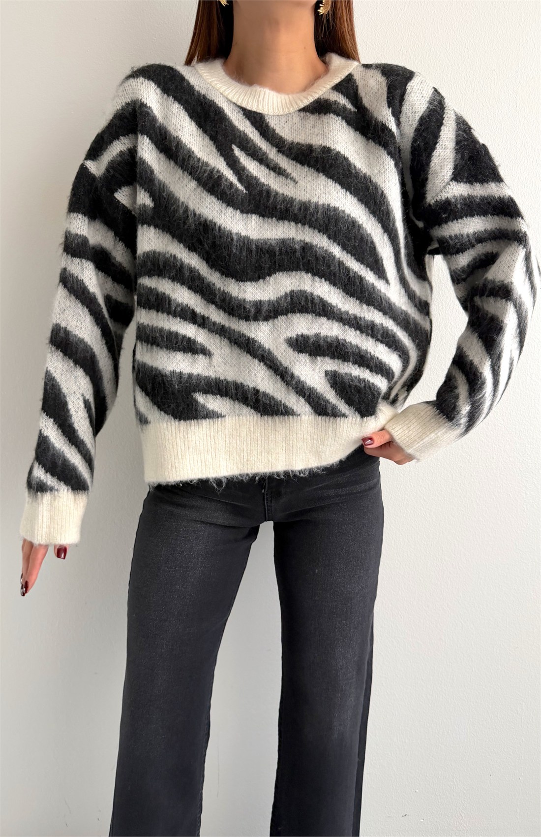 Zebra Desen Kazak EKRU-SİYAH