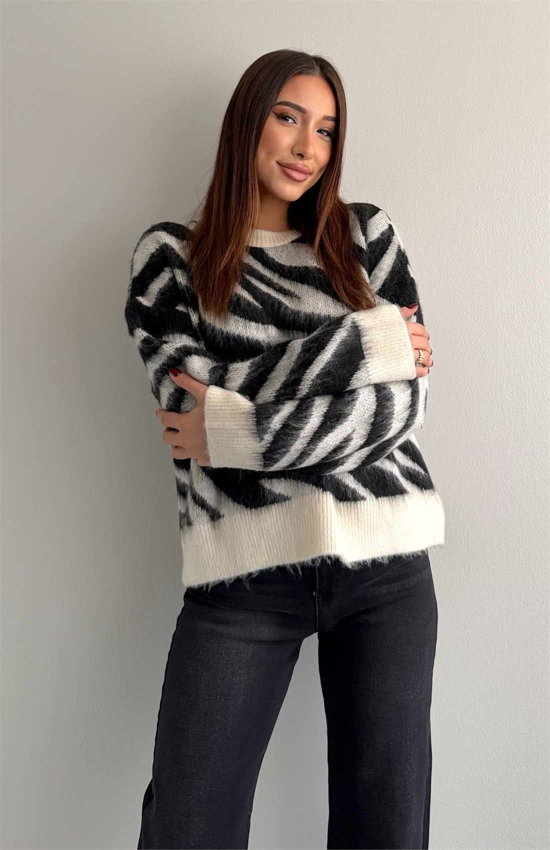 Zebra Desen Kazak EKRU-SİYAH