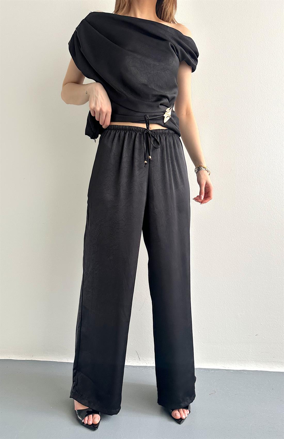 Bağcık Detaylı Pantolon SİYAH