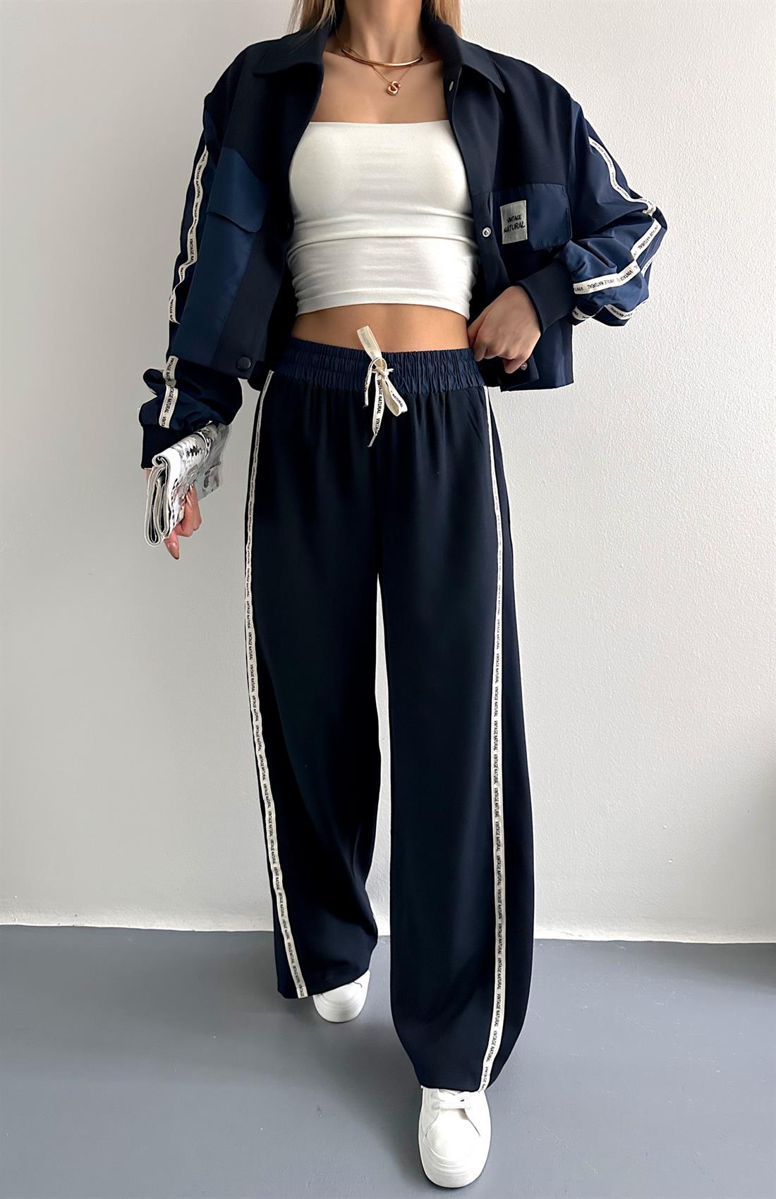 Şerit Detaylı Pantolon LACİVERT