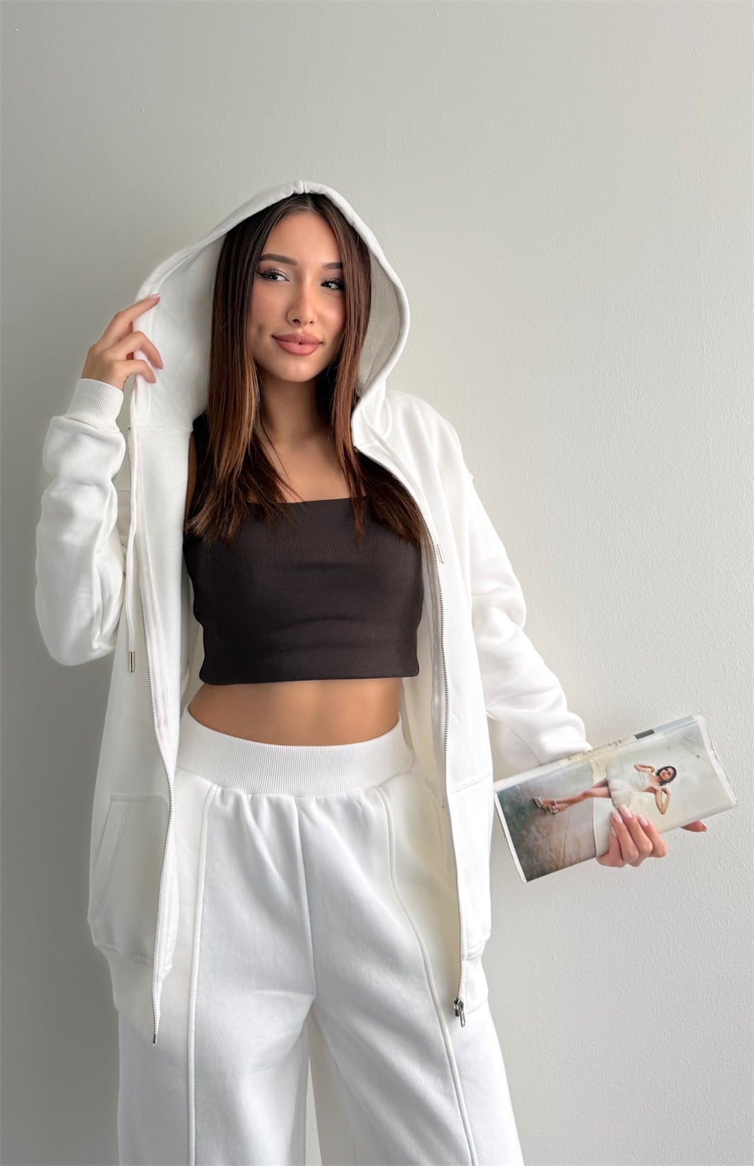 Fermuarlı Kanguru Cepli Sweatshırt EKRU