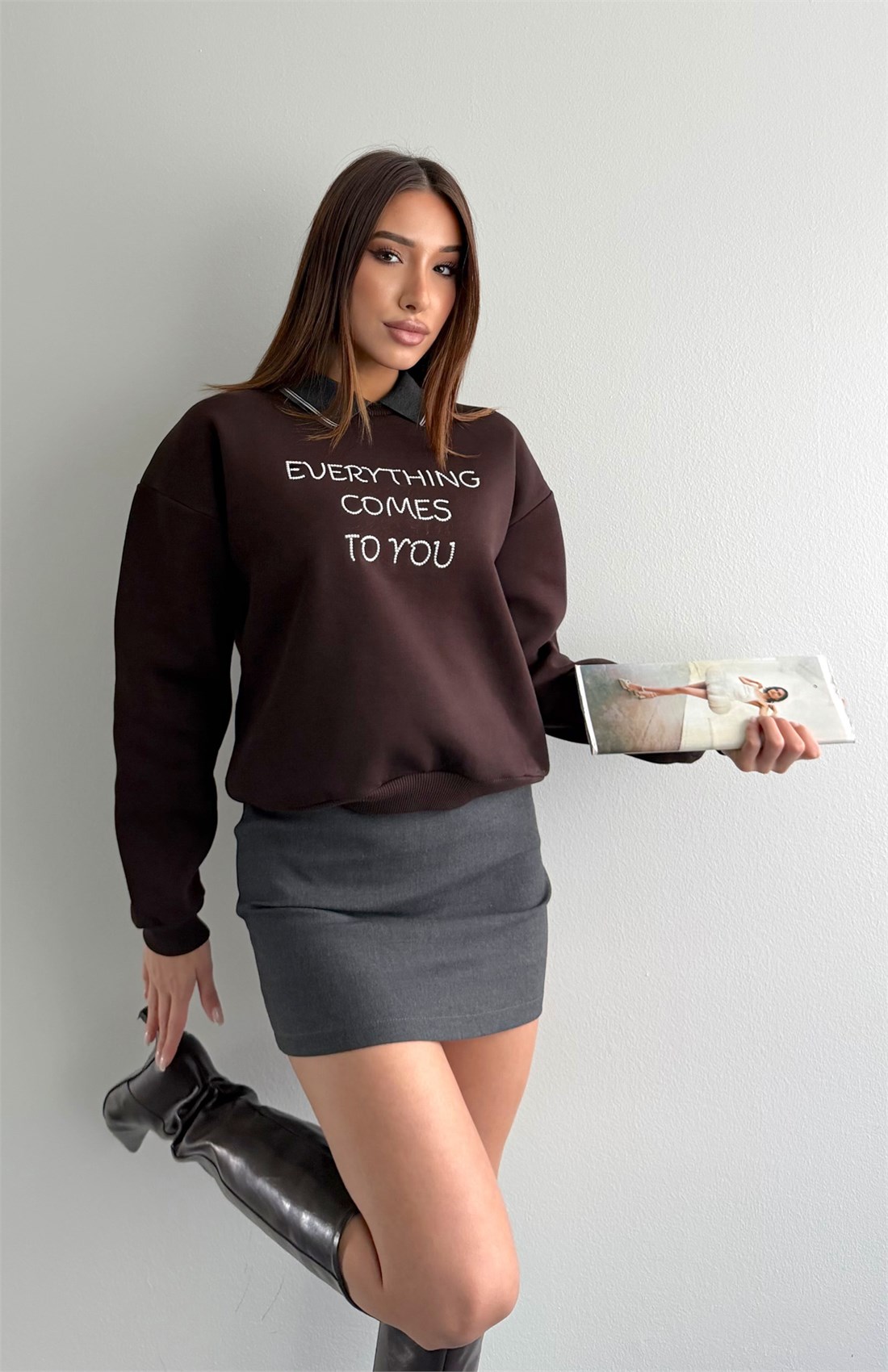 Nakiş Detaylı Sweatshırt KAHVERENGİ