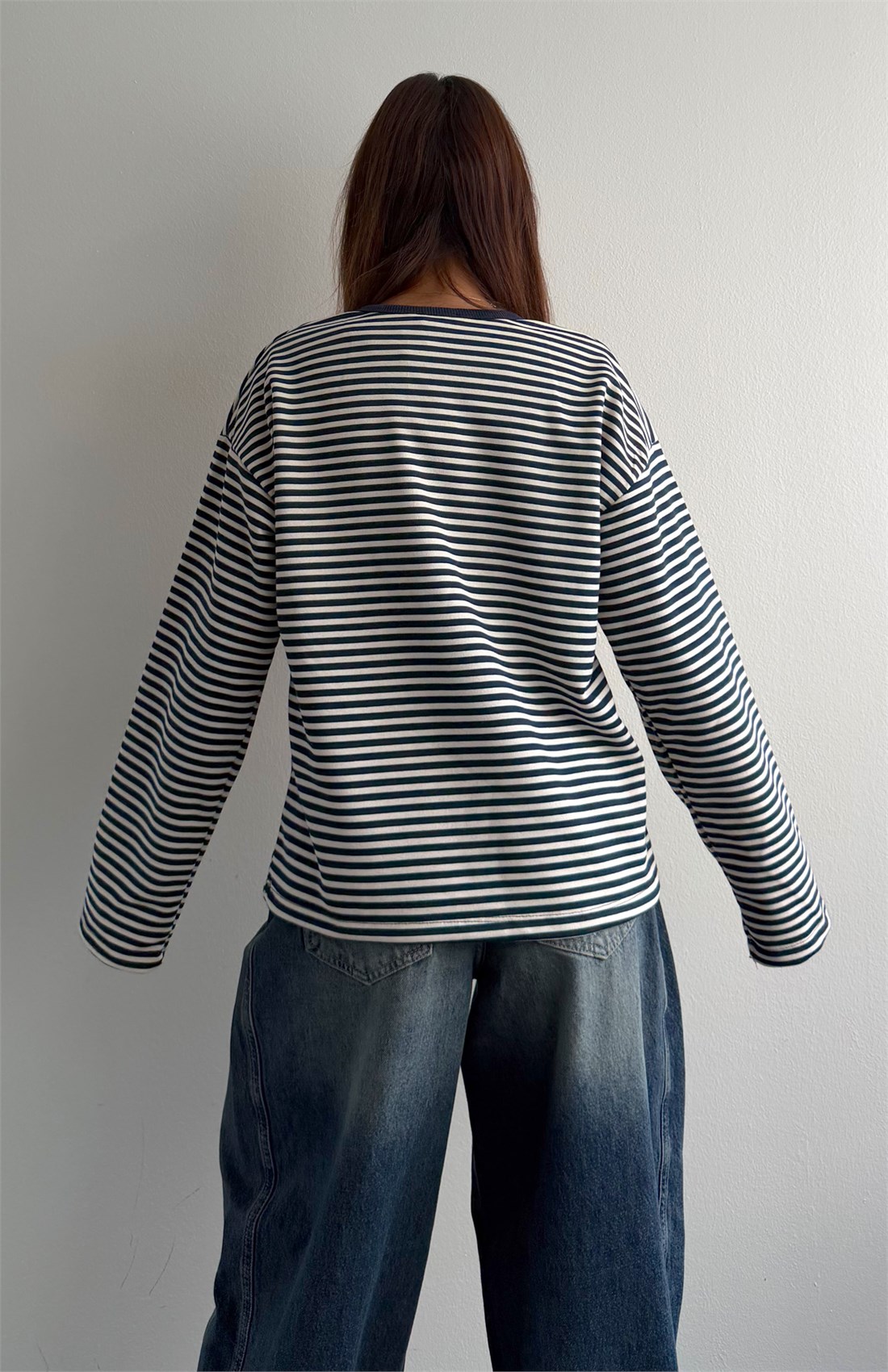 Rakamlı Çizgili Sweatshırt EKRU
