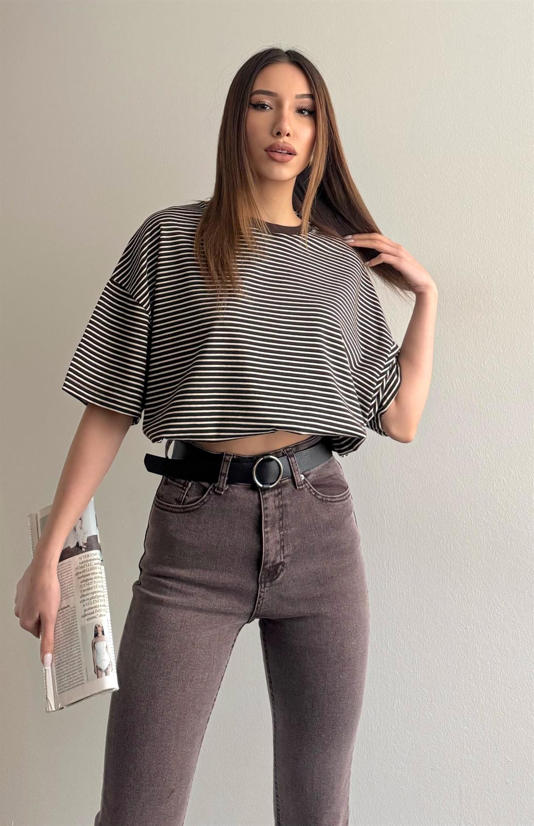 Bisiklet Yaka Çizgili T-Shirt KAHVERENGİ