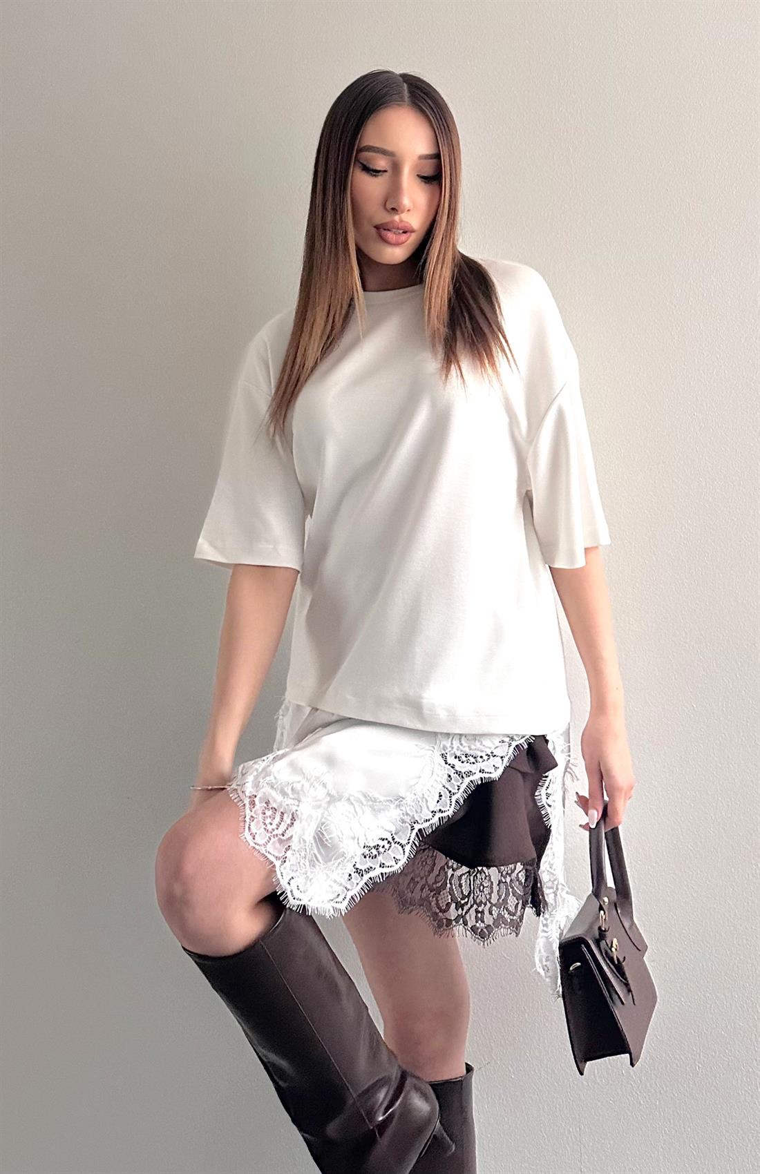 Eteği Dantelli Tshırt BEYAZ