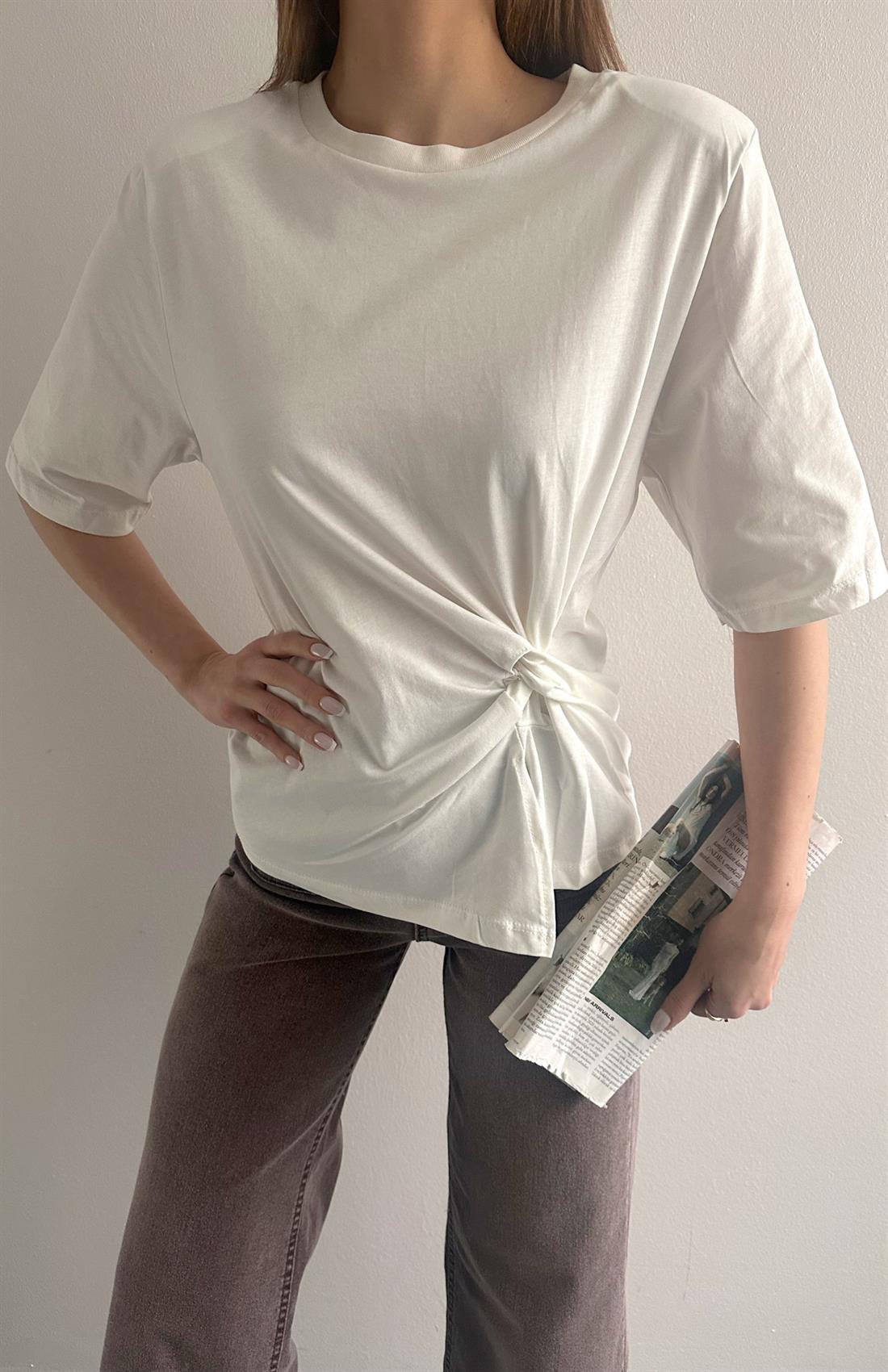 Omzu Vatkalı Yanı Düğümlü T-shirt BEYAZ