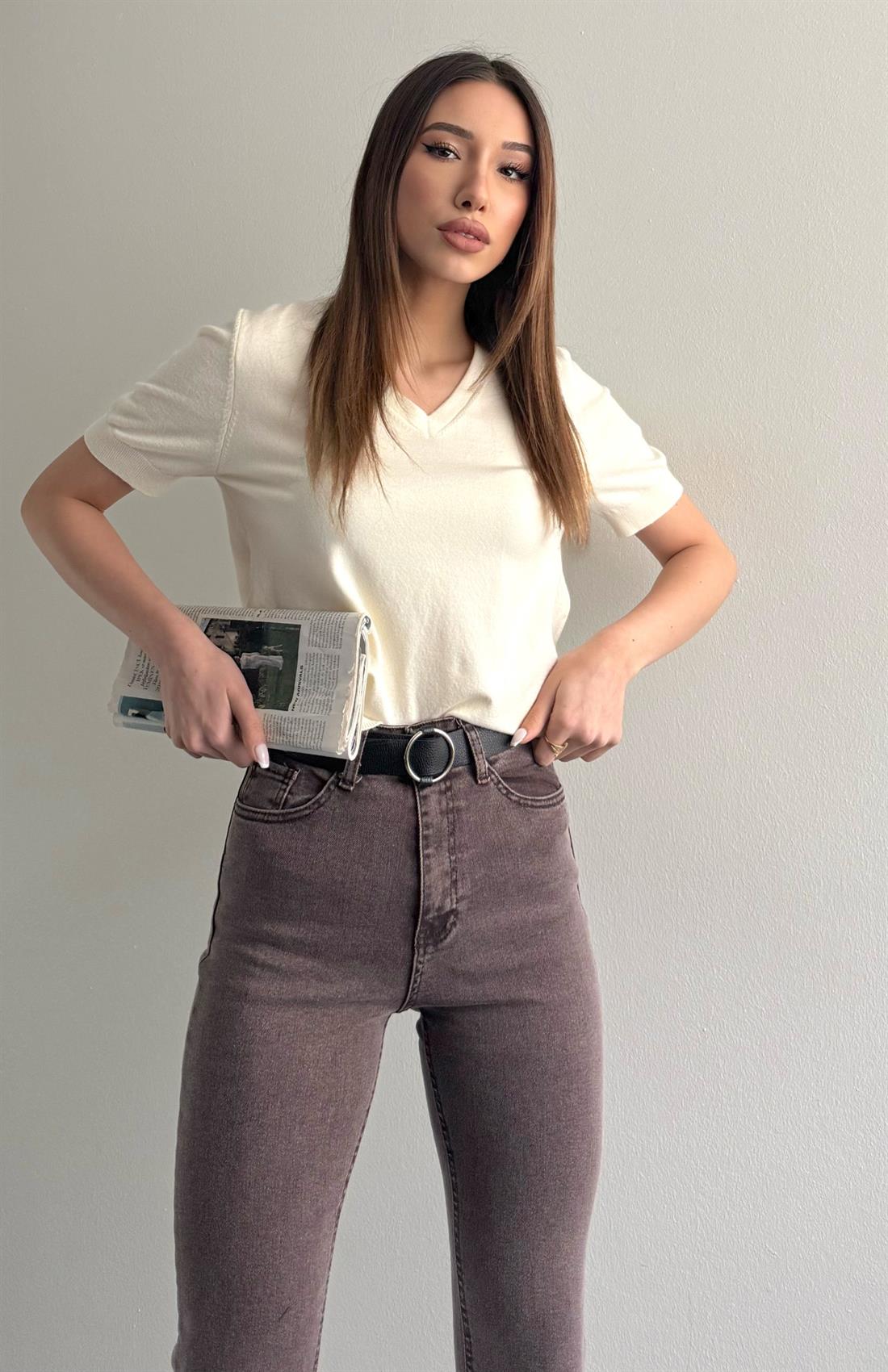 V Yaka Basic Elitli Kısa Kol Kazak EKRU