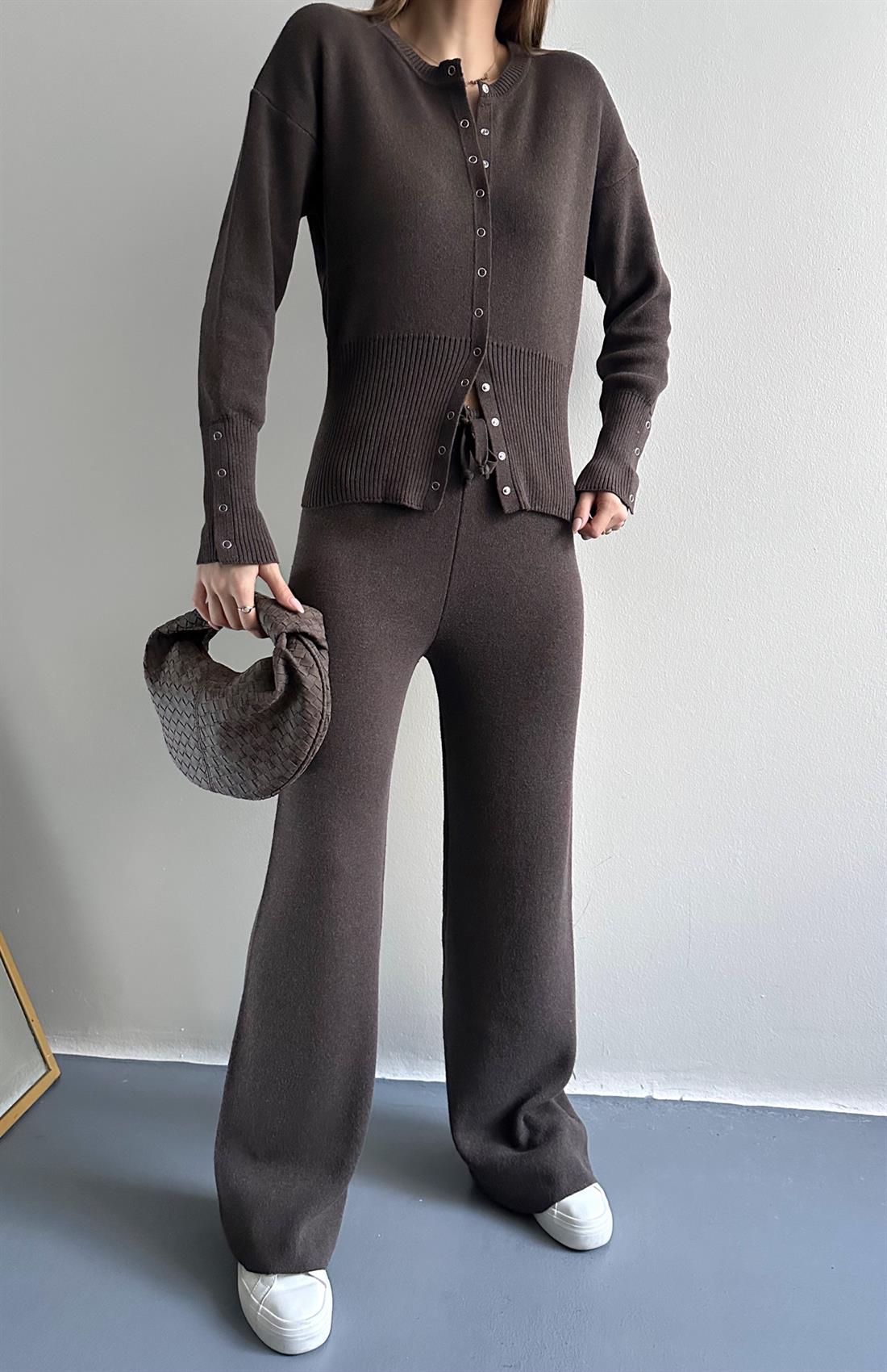 Çıtçıtlı Slim Kesim Pantolonlu Triko Takım KAHVERENGİ