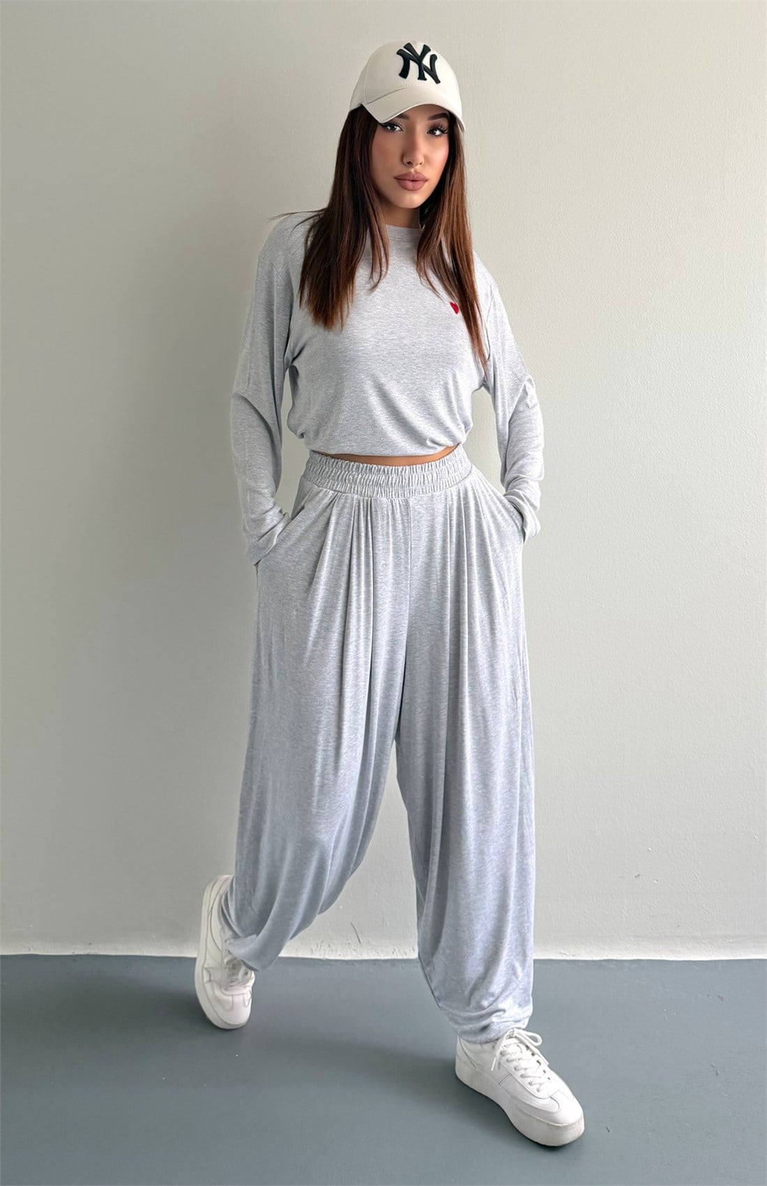 Kalp Nakiş Örme Bluz Pantolon Takım GRİ