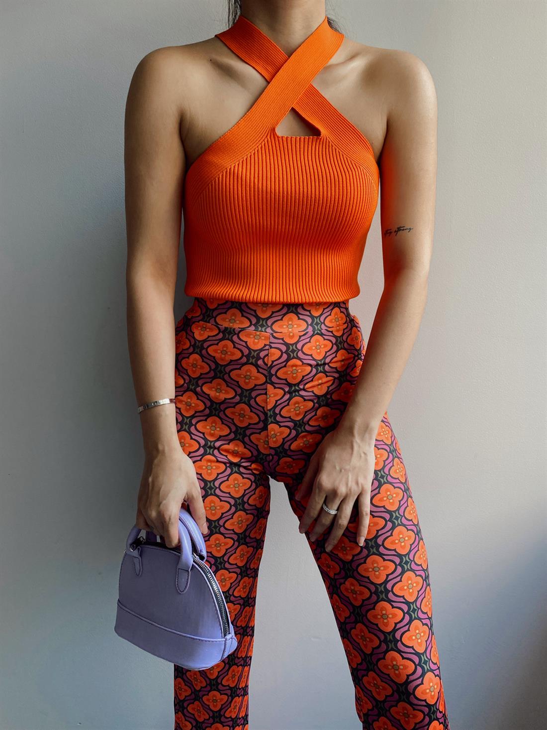 Çapraz Yaka Kolsuz Badi TURUNCU