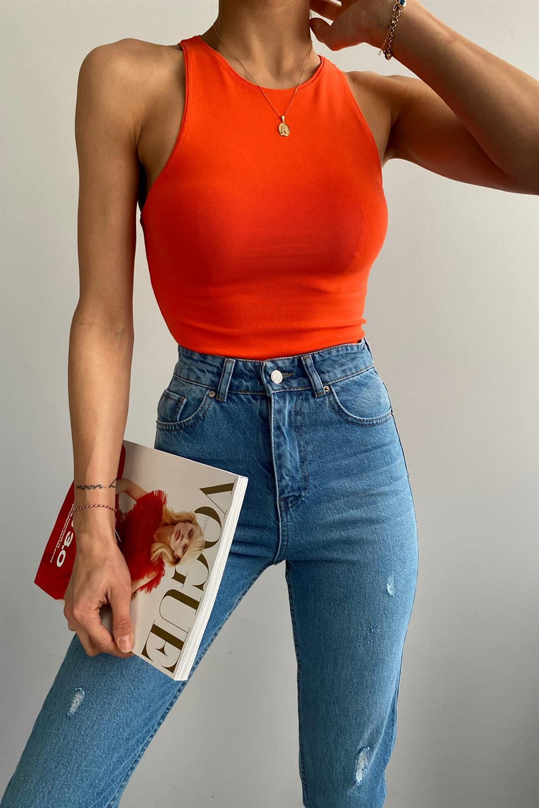 Halter Yaka Atlet KIRMIZI