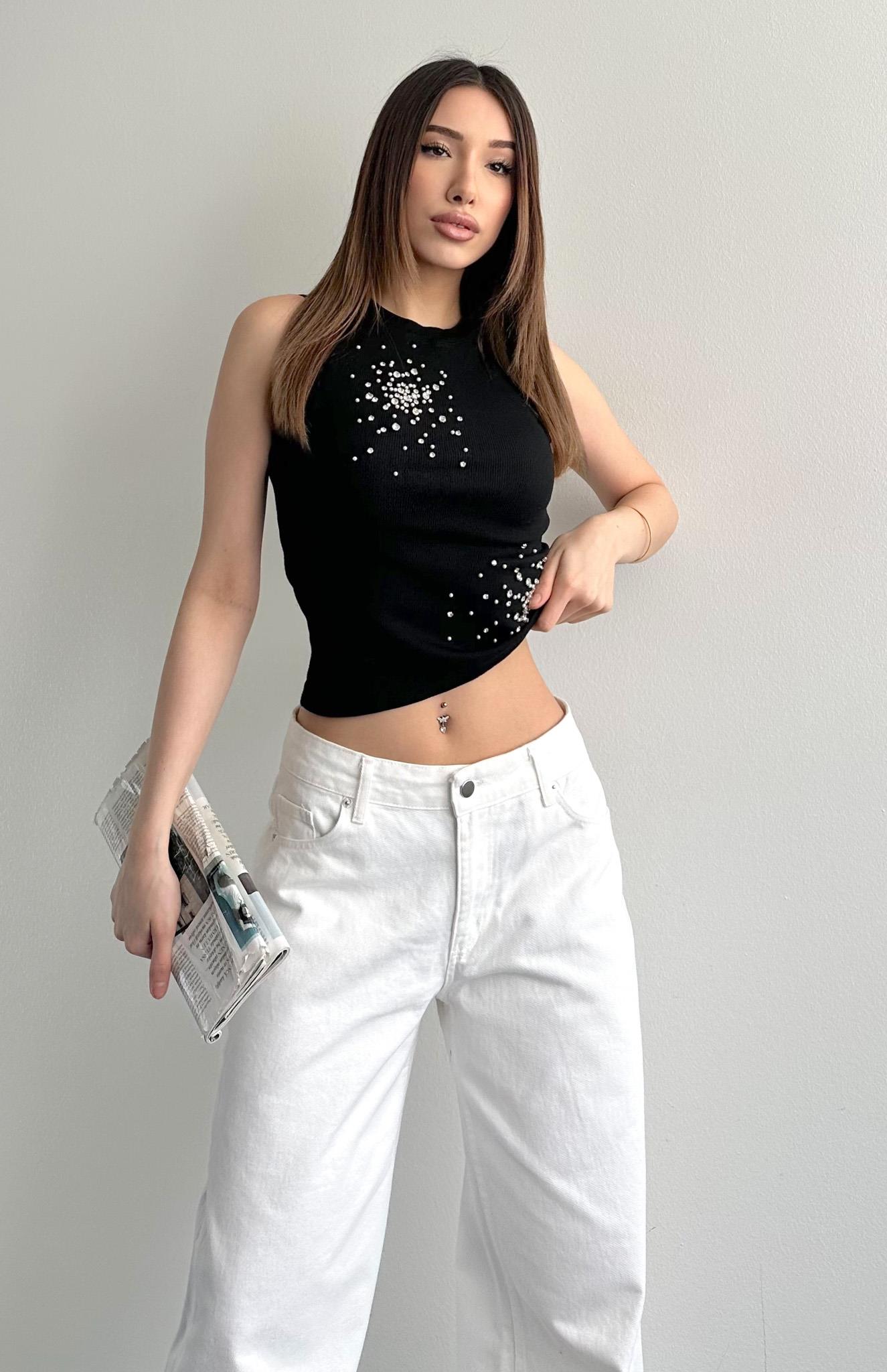 Önü Taşlı Atlet SİYAH