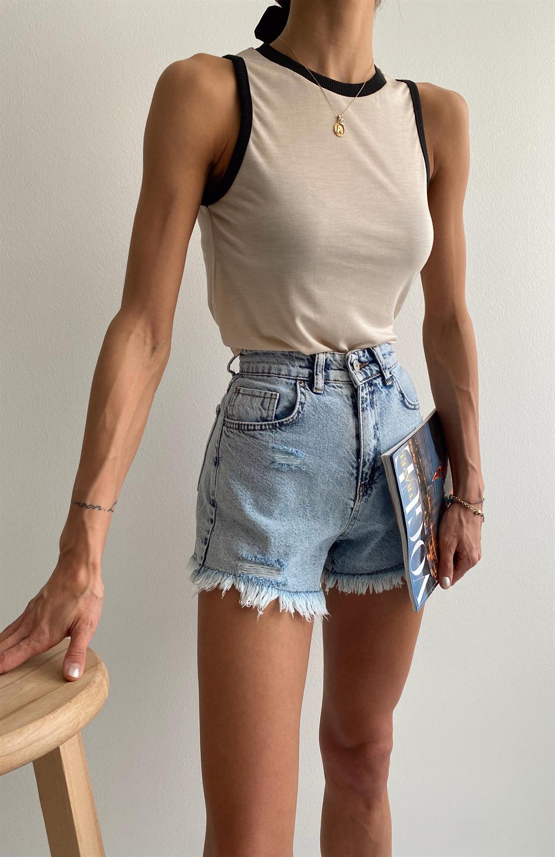 Yakası Ribanı Atlet BEJ