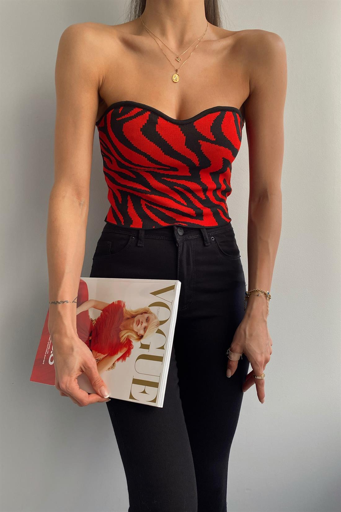 Zebra Straplez Atlet KIRMIZI