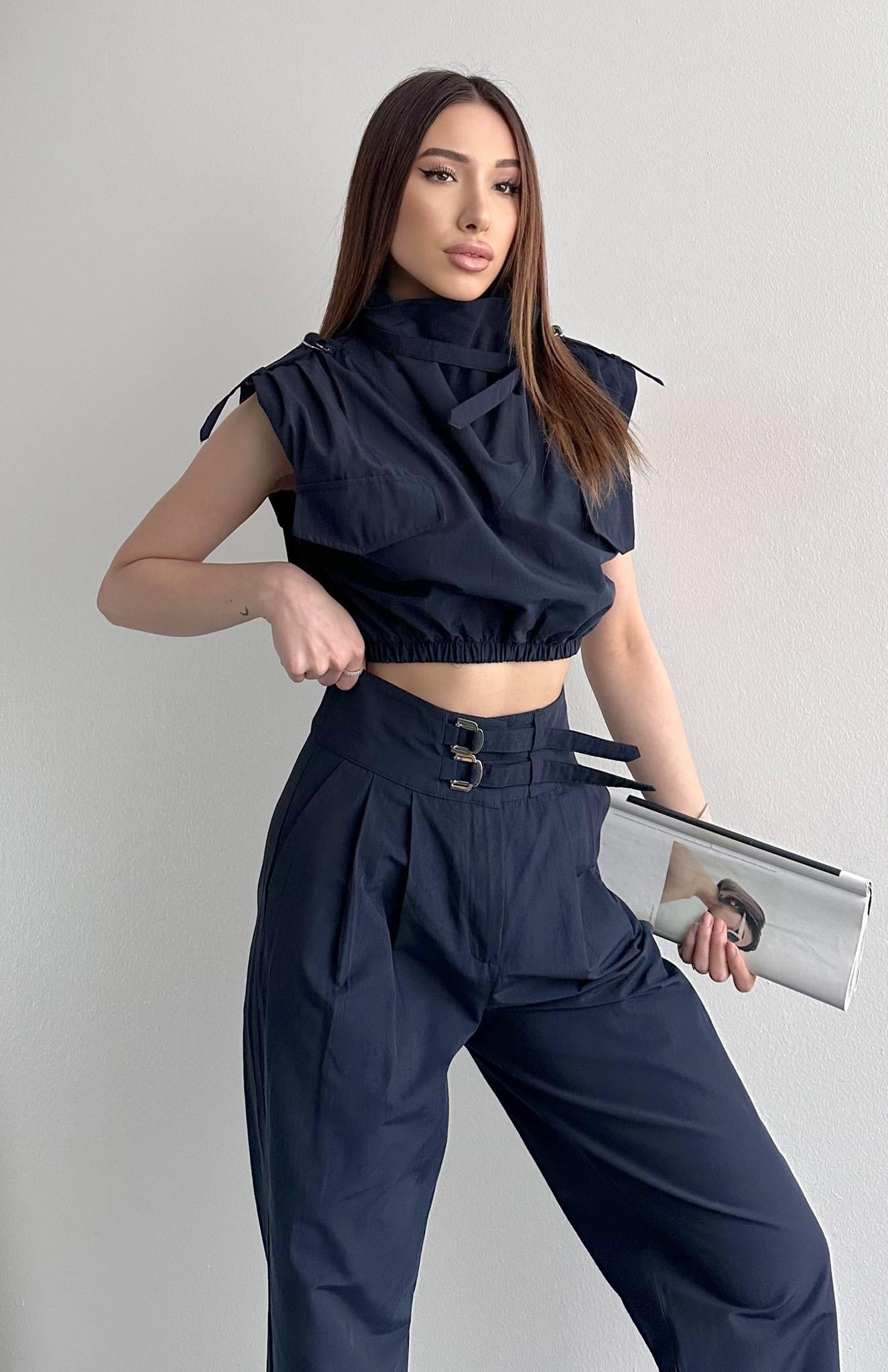 Toka Detaylı Crop Bluz LACİVERT