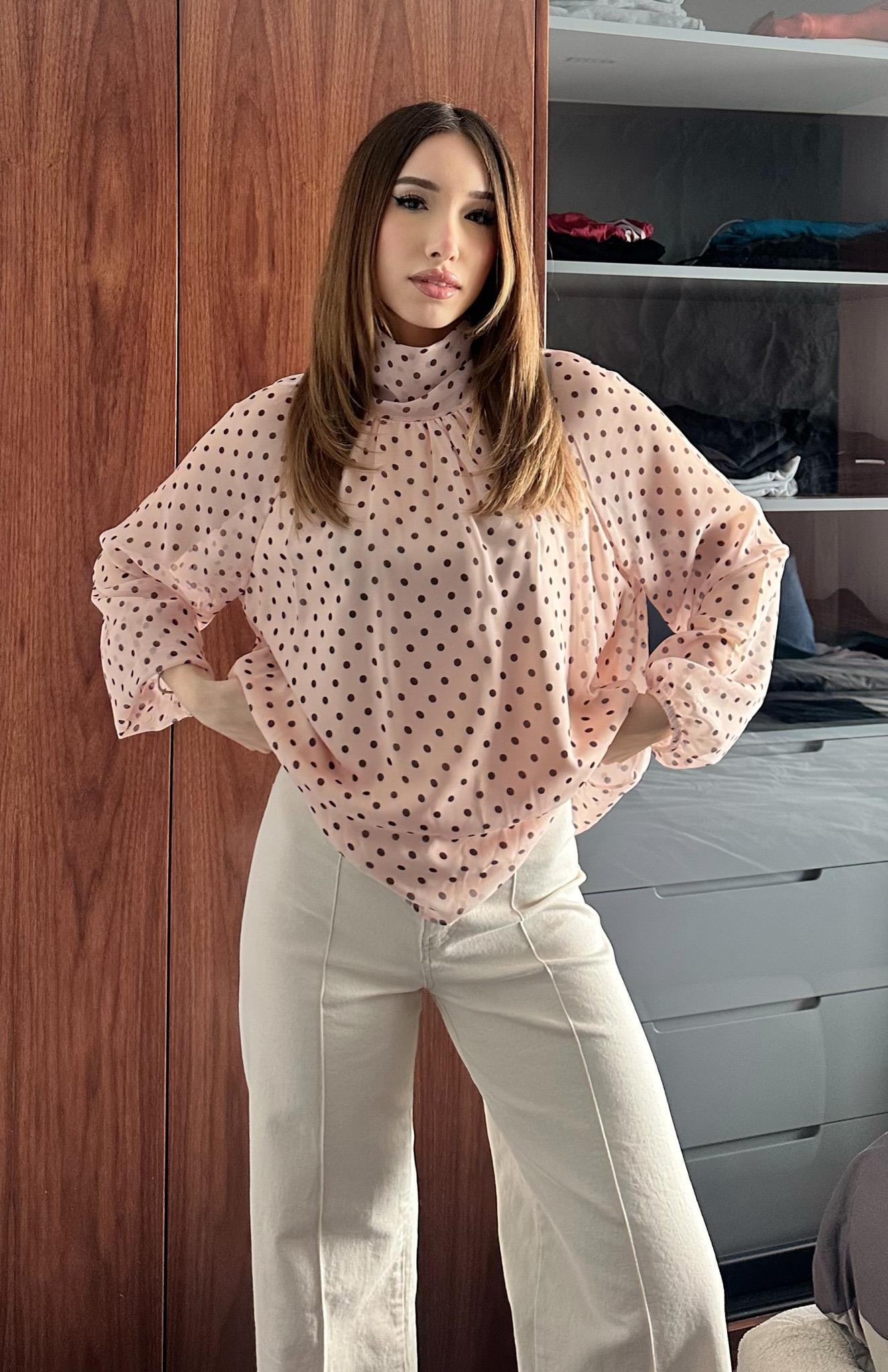 Yaka Bağcıklı Puantiyeli Bluz BEJ