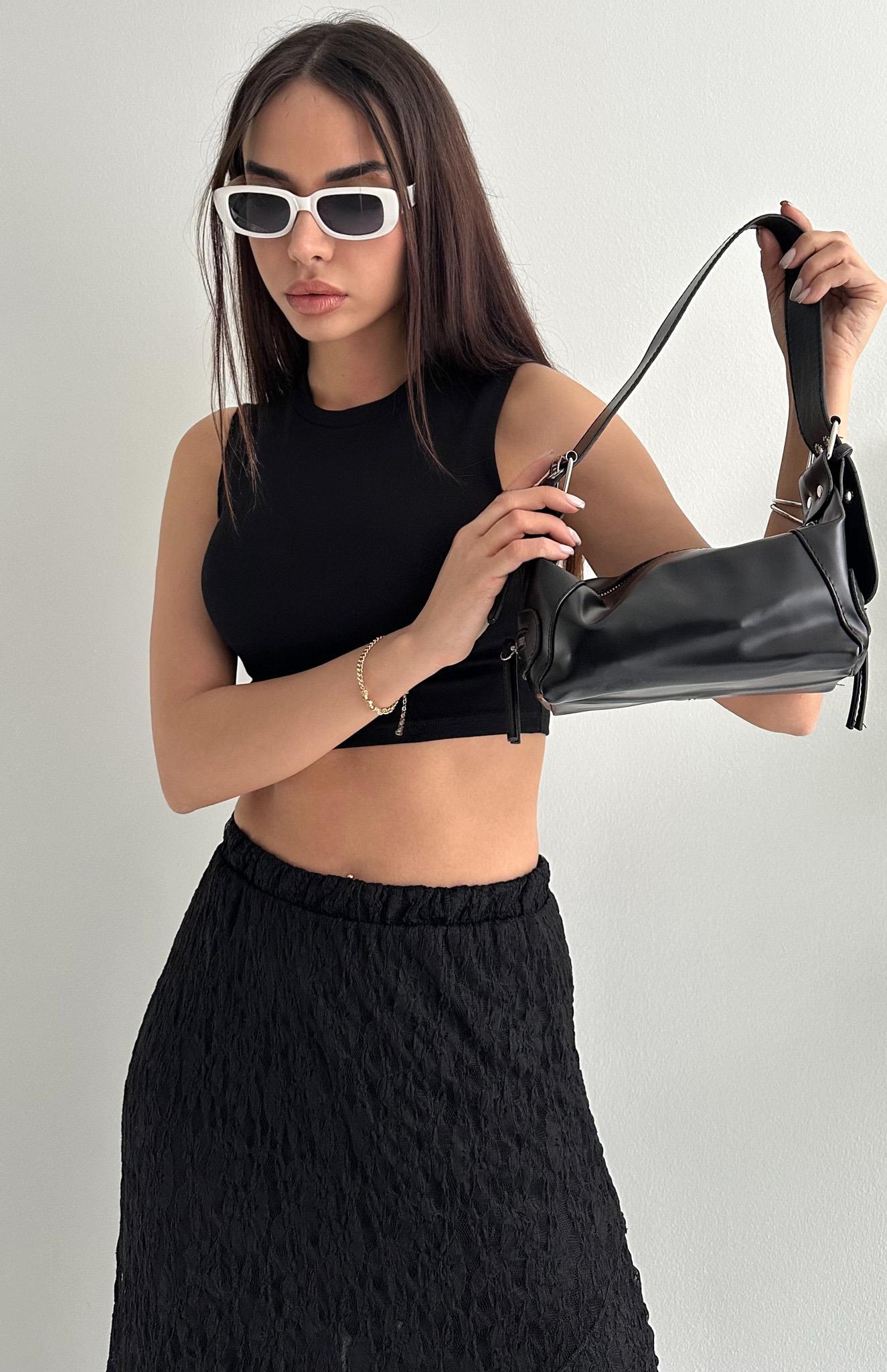 İki Tarafi Tokalı Çanta SİYAH