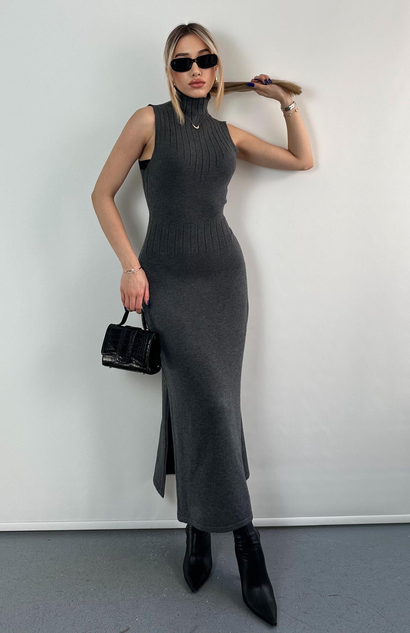 Dik Yaka Yırtmaçlı Triko Elbise FÜME