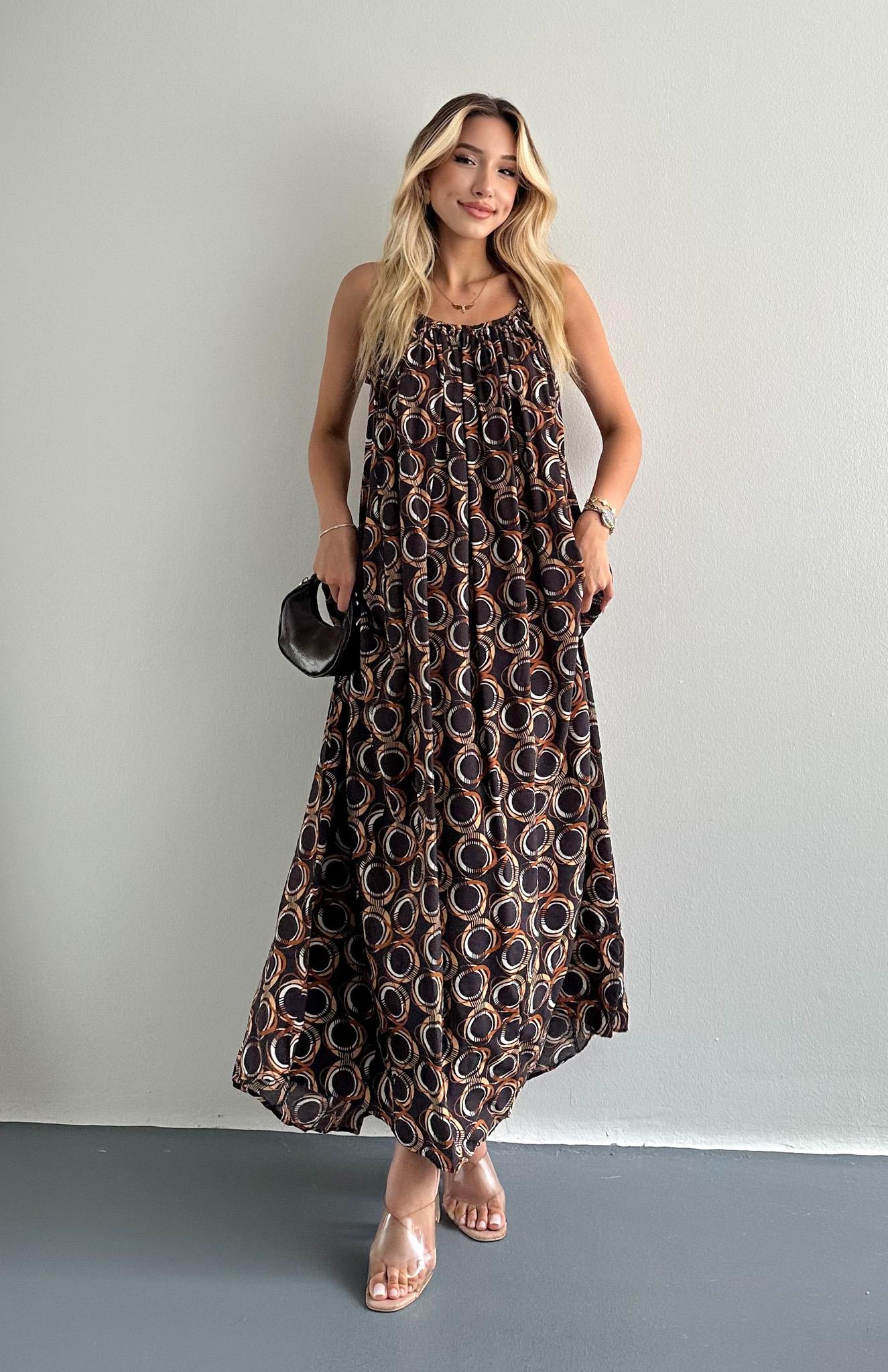 V Yaka Büzgülü Desenli Elbise KAHVERENGİ