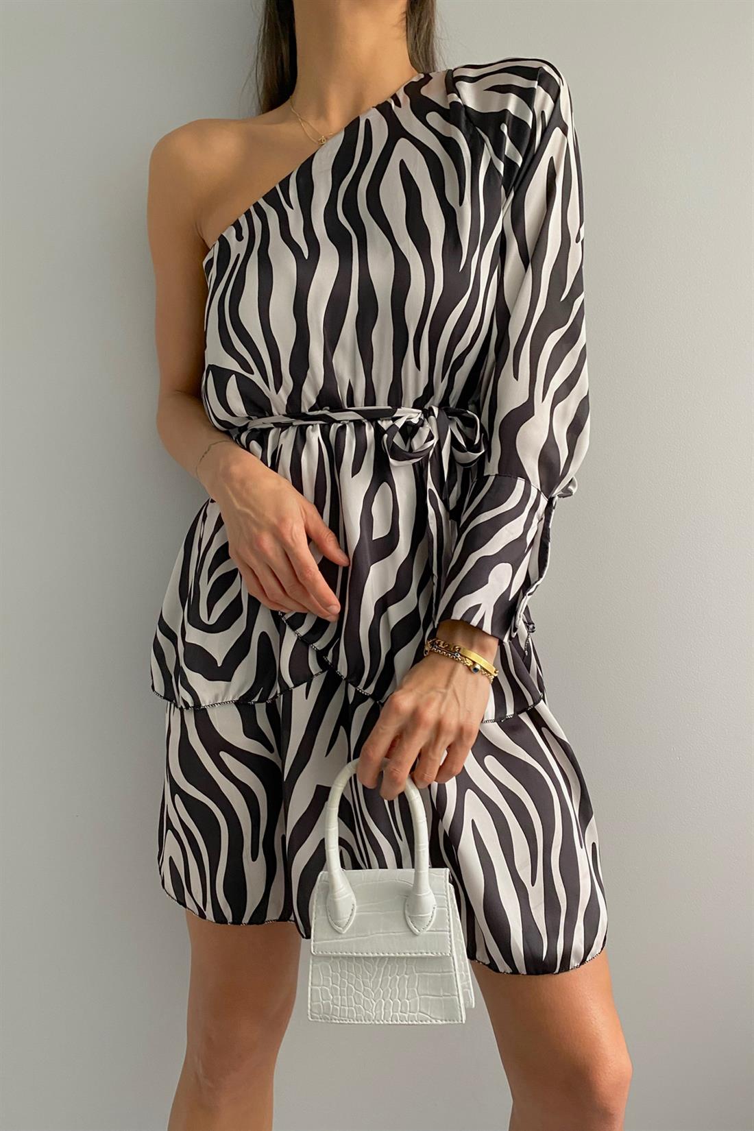 Zebra Desen Tek Omuz Elbise EKRU-SİYAH