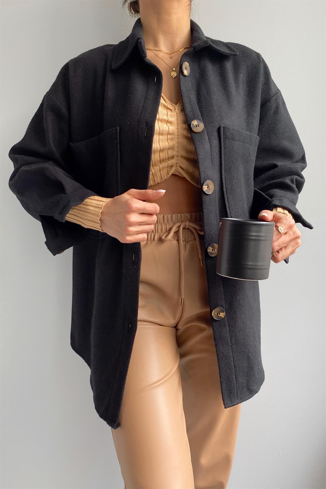 Büyük Cepli Gömlek SİYAH