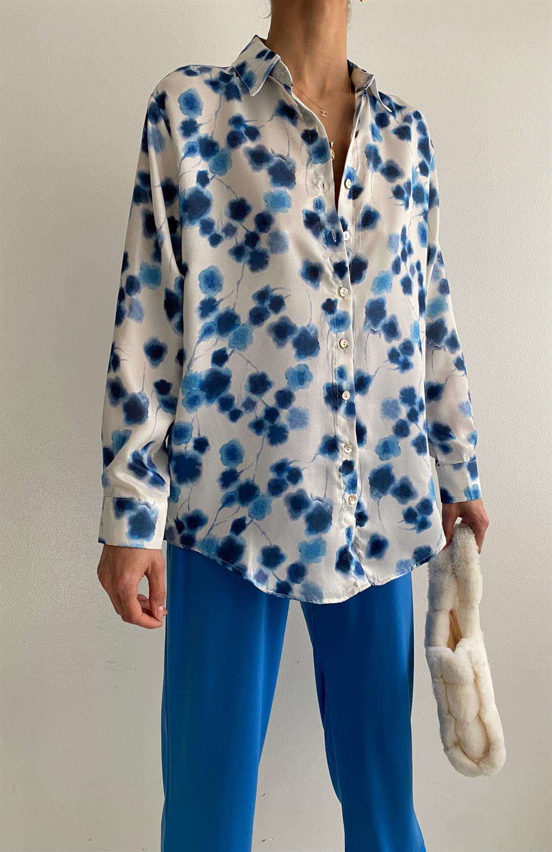 Mavi Çiçekli Gömlek MAVİ