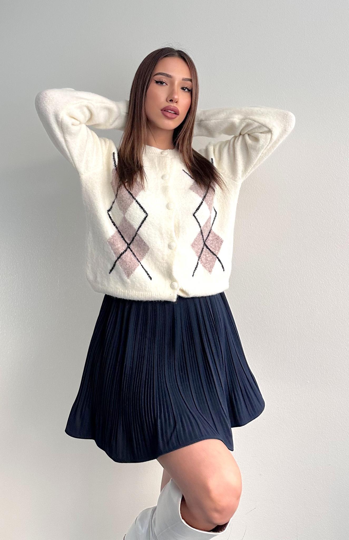 Baklava Desen Hırka EKRU