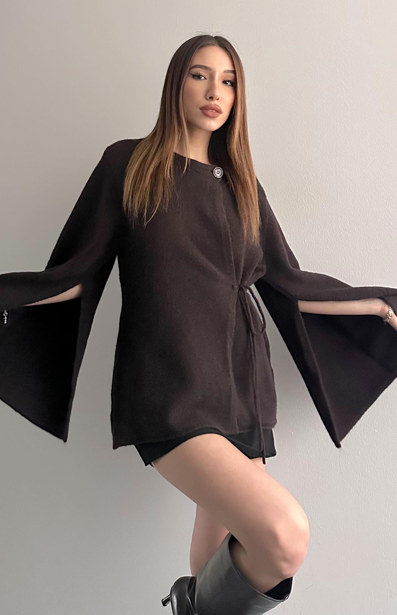 Pelerin Kesim Yün Karışım Triko KAHVERENGİ