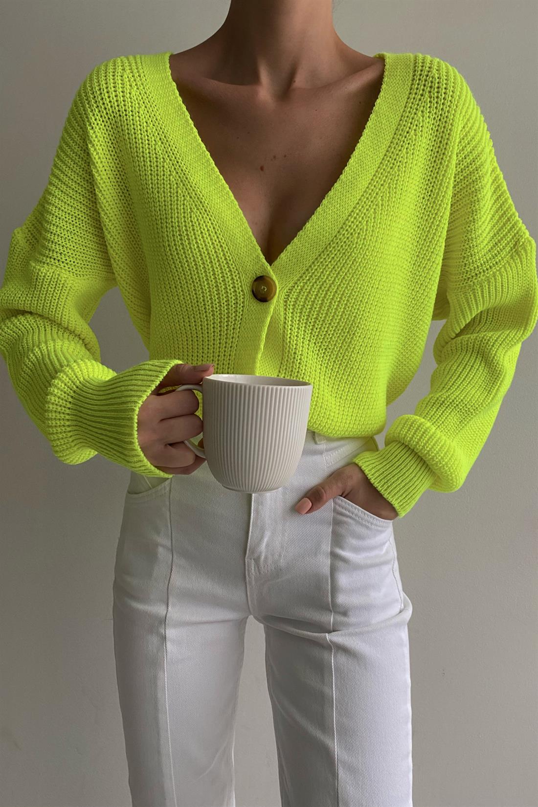 Üç Düğmeli Hırka NEON SARI