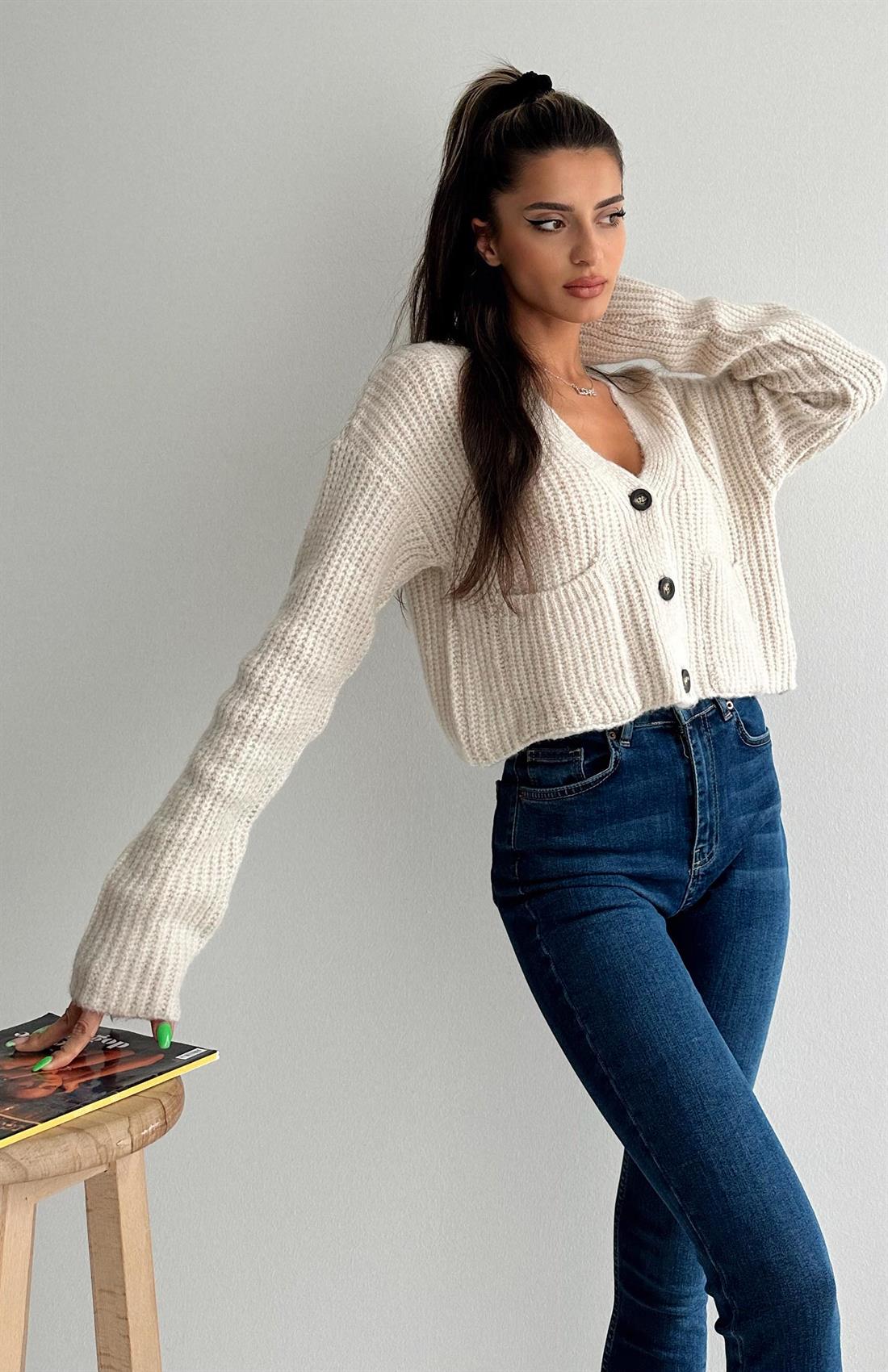 Üç Düğmeli Hırka TAŞ