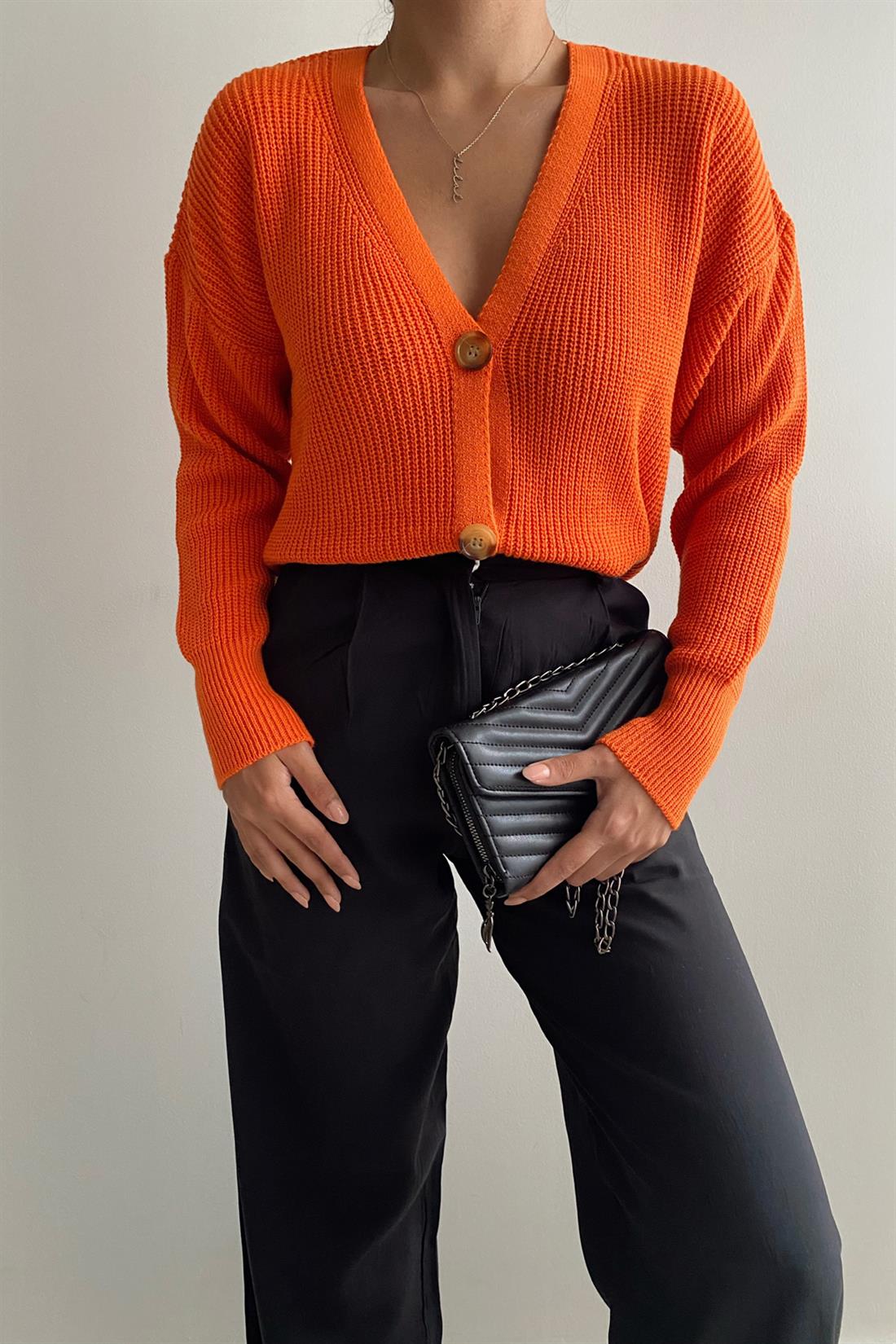 Üç Düğmeli Hırka TURUNCU