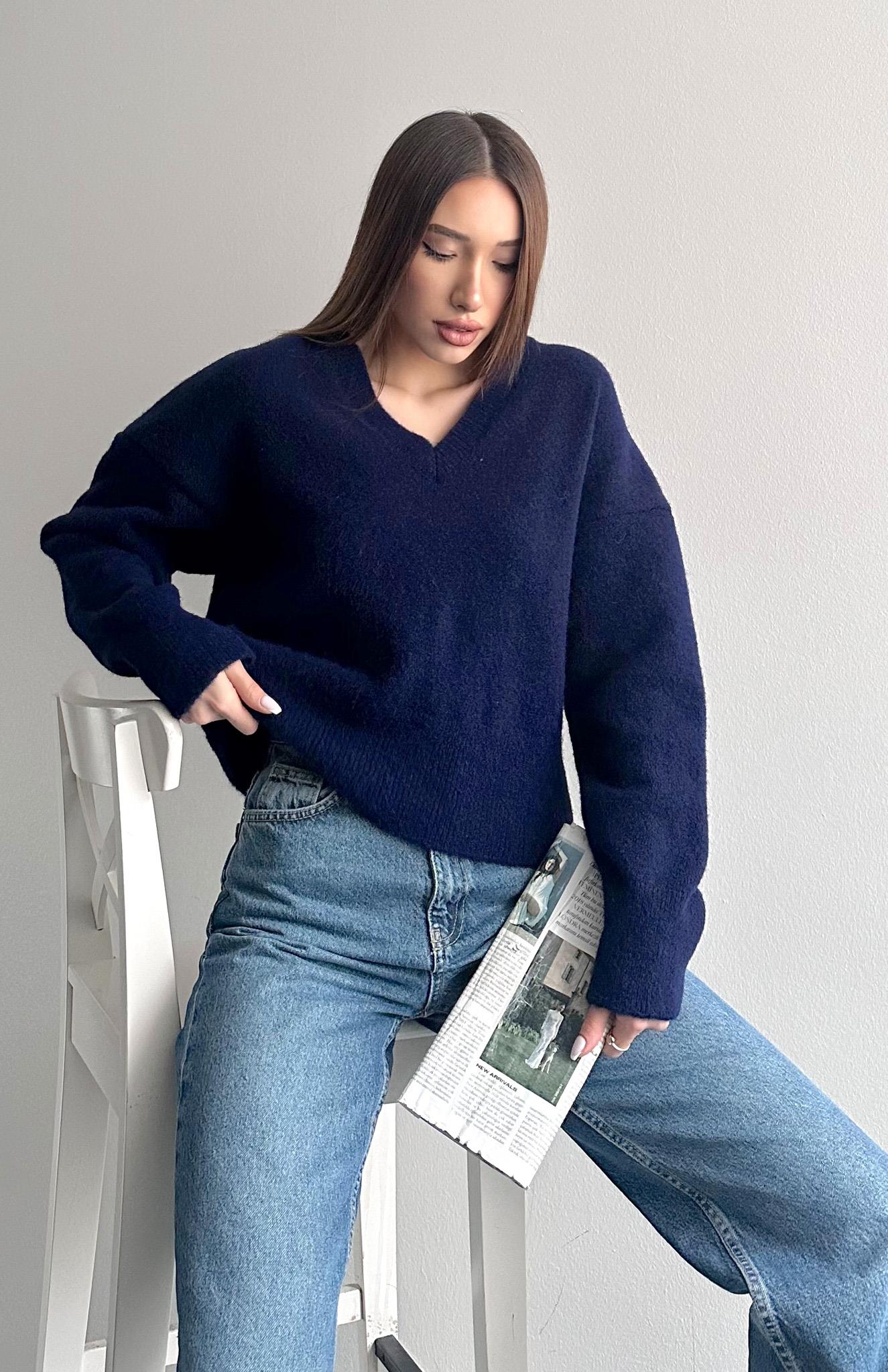 V Yaka Yumuşak Dokulu Kazak LACİVERT