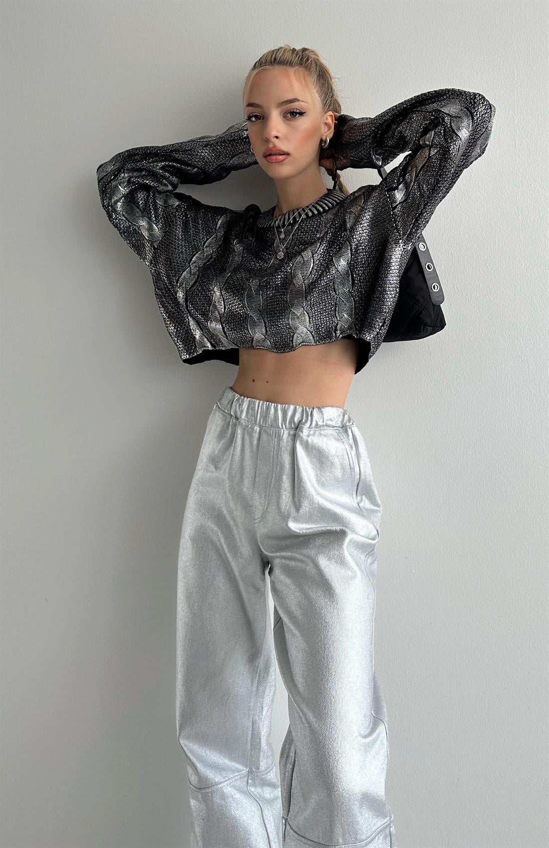 Varaklı Kazak SİYAH