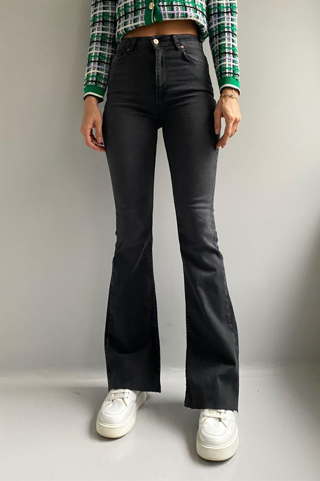 Paçası Yırtmaçlı İspanyol Pantolon SİYAH