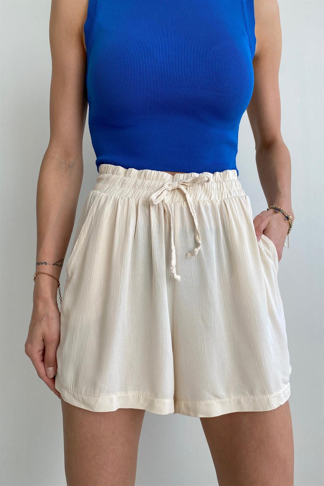 Beli Lastikli Şort BEJ