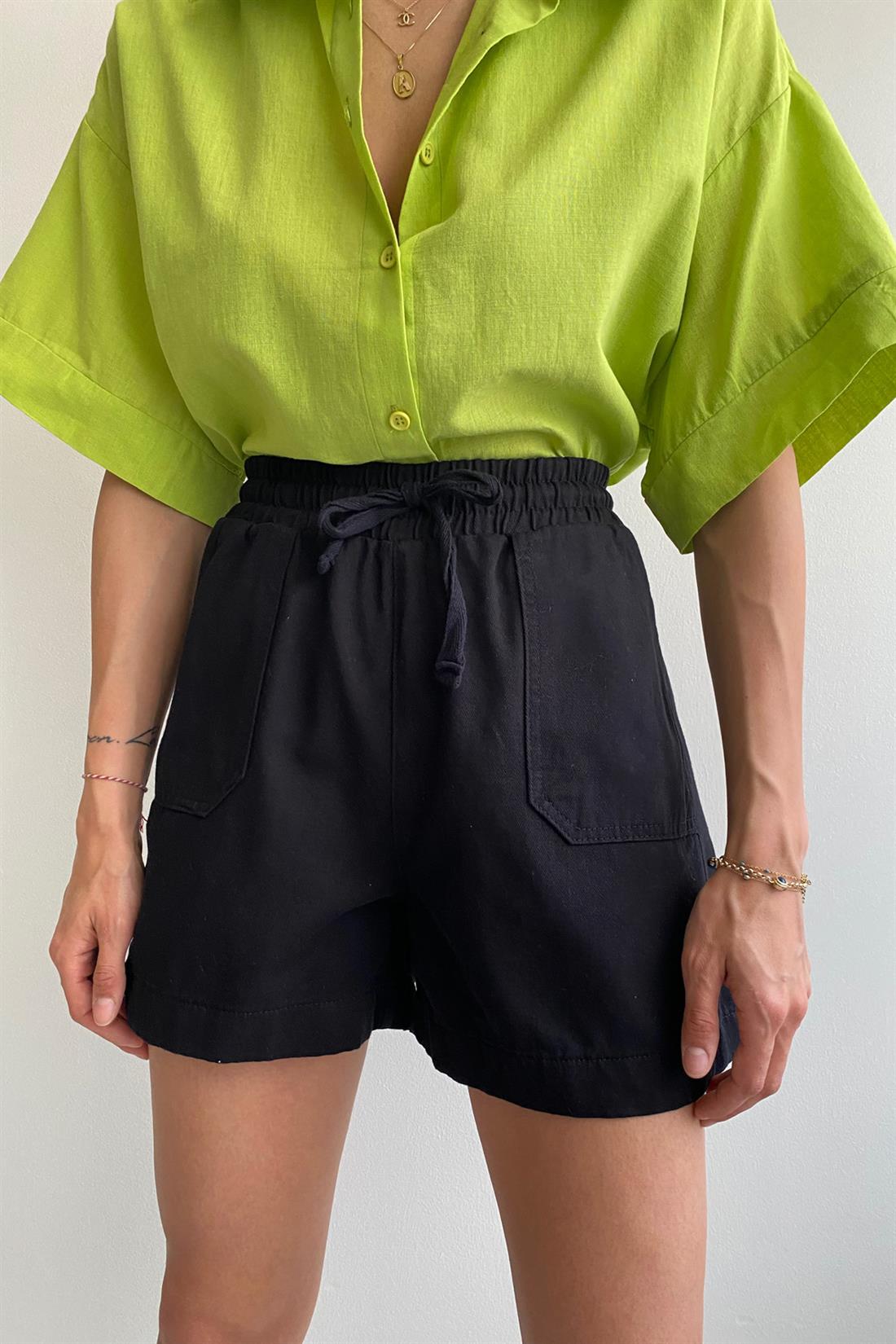 Beli Lastikli Şort SİYAH