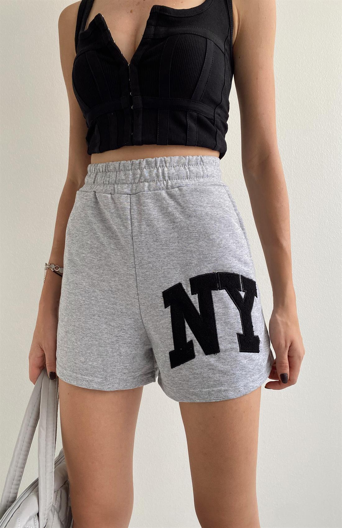 Ny Baskılı Şort GRİ