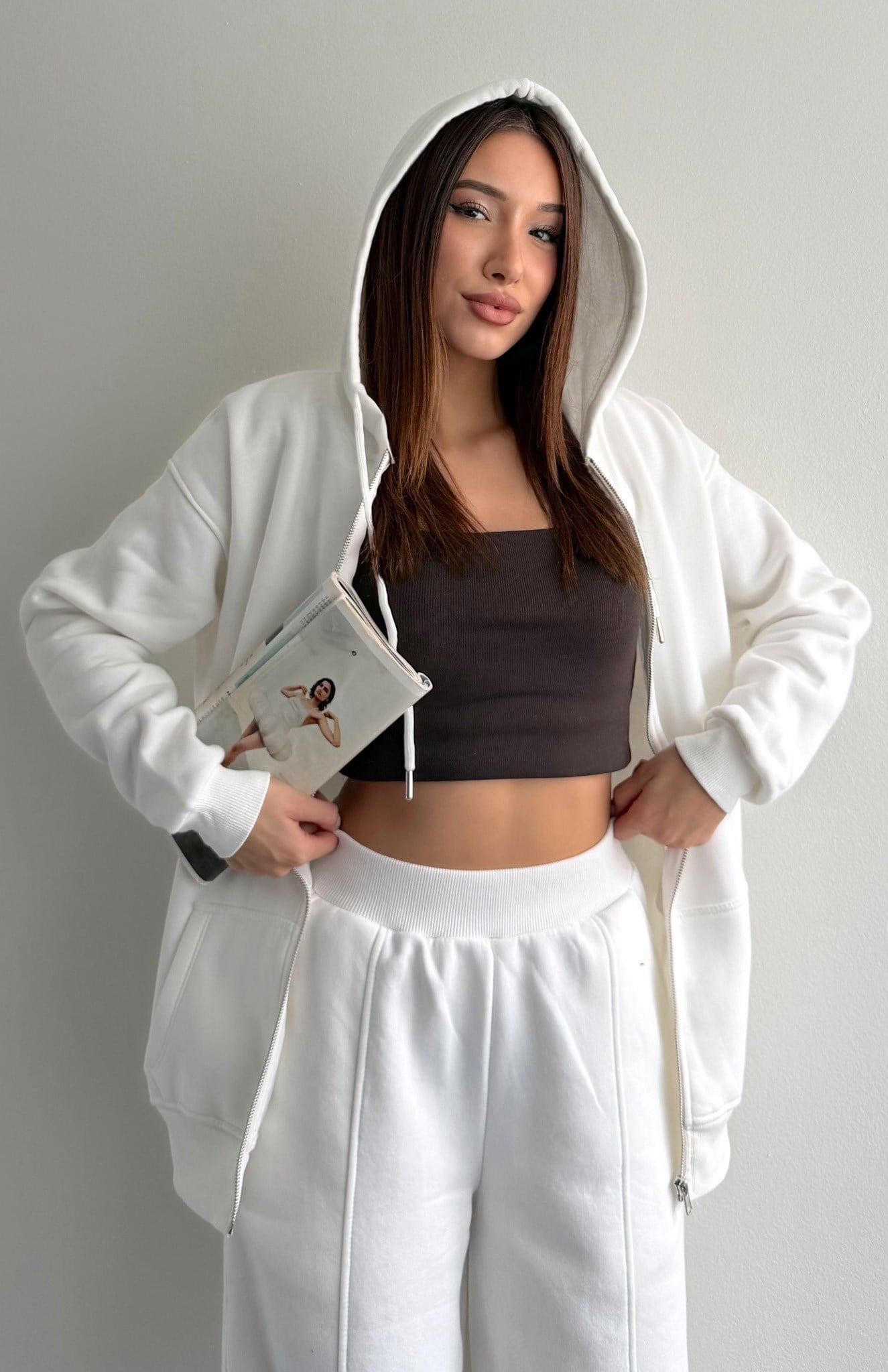 Fermuarlı Kanguru Cepli Sweatshırt EKRU