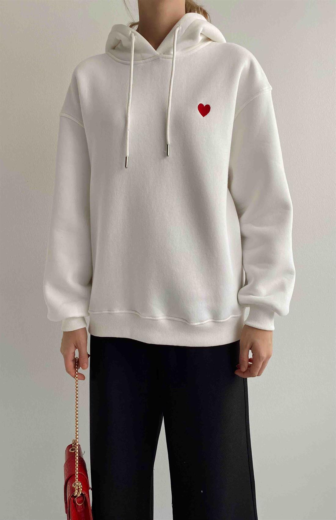 Kalp Nakışlı Kapşonlu Sweatshırt EKRU