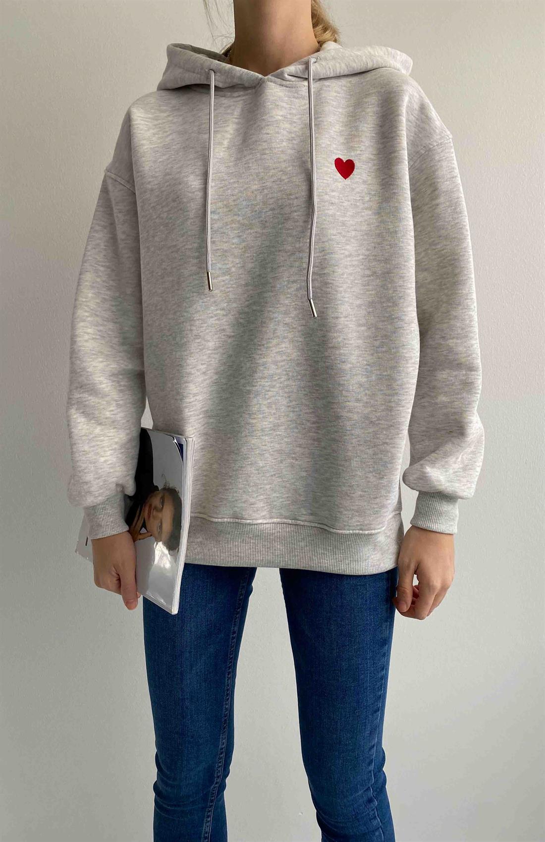 Kalp Nakışlı Kapşonlu Sweatshırt GRİ