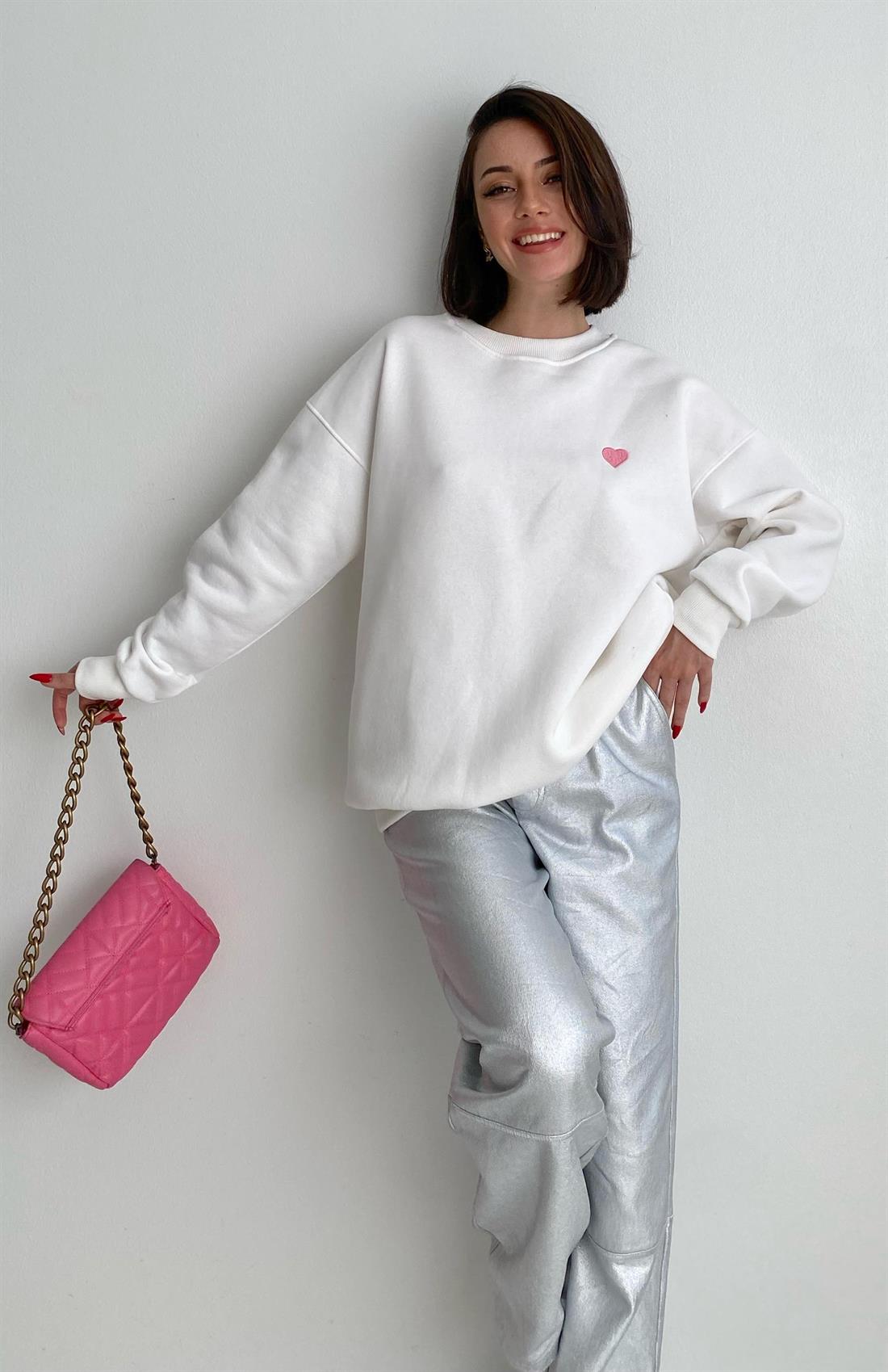 Kalp Nakışlı Sweatshırt EKRU