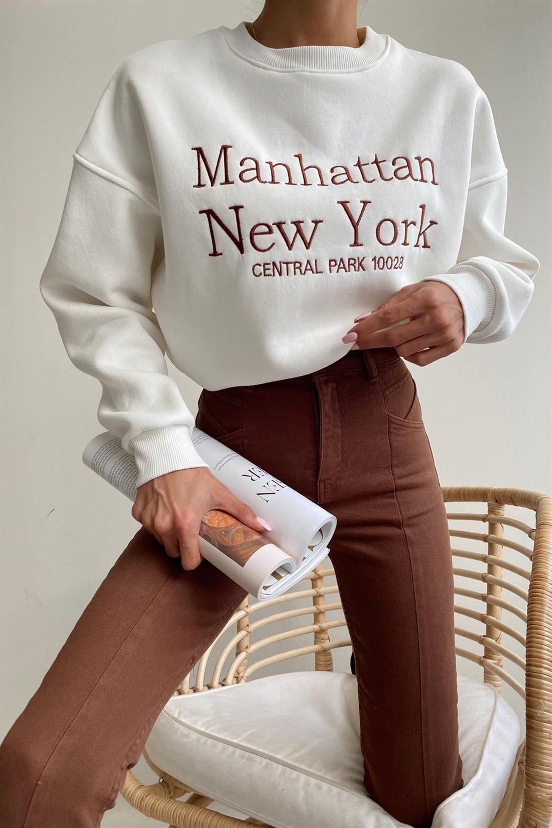 Manhattan Baskılı Sweatshırt EKRU