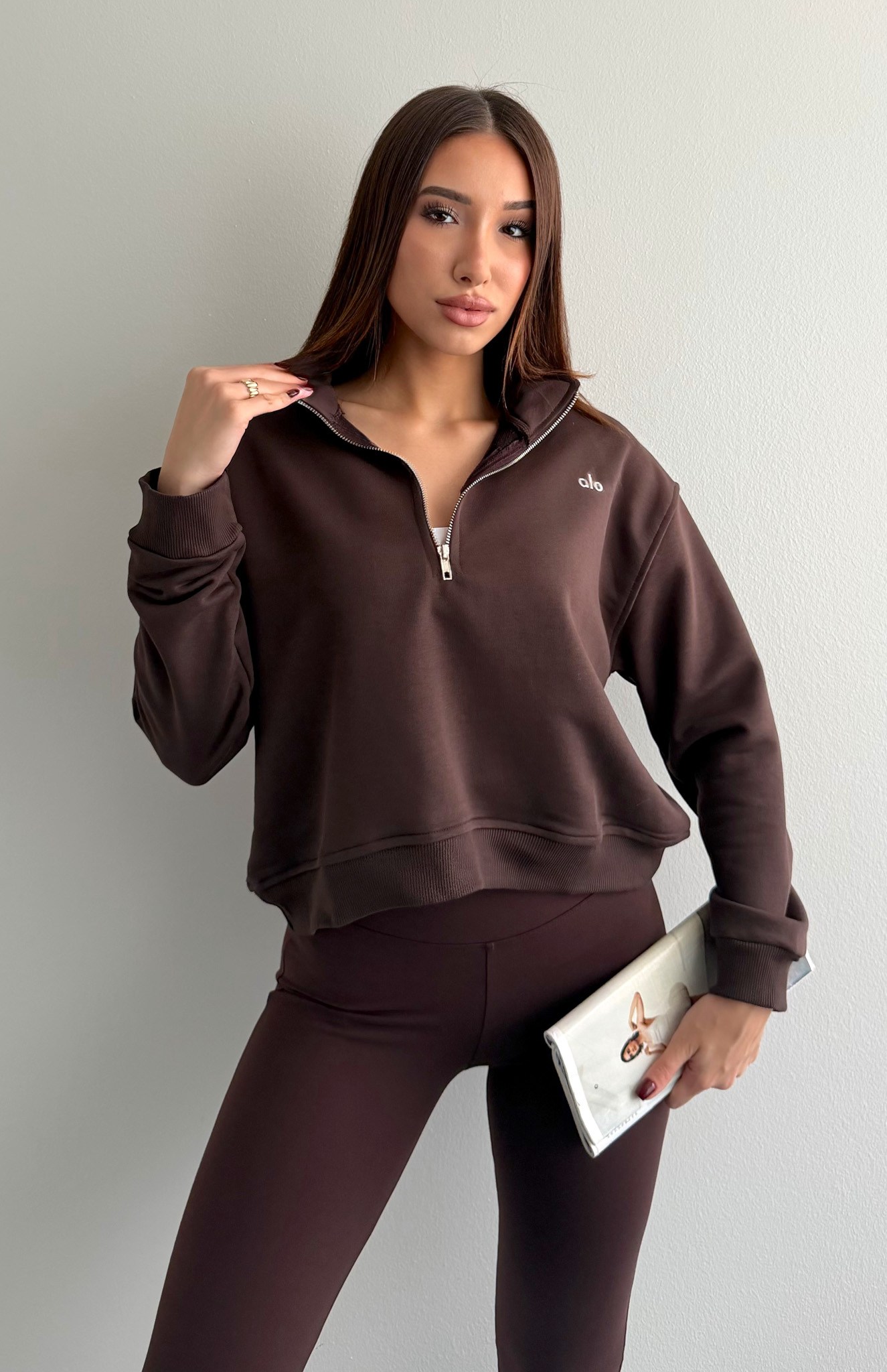 Önü Fermuarlı Marka Sweatshırt KAHVERENGİ
