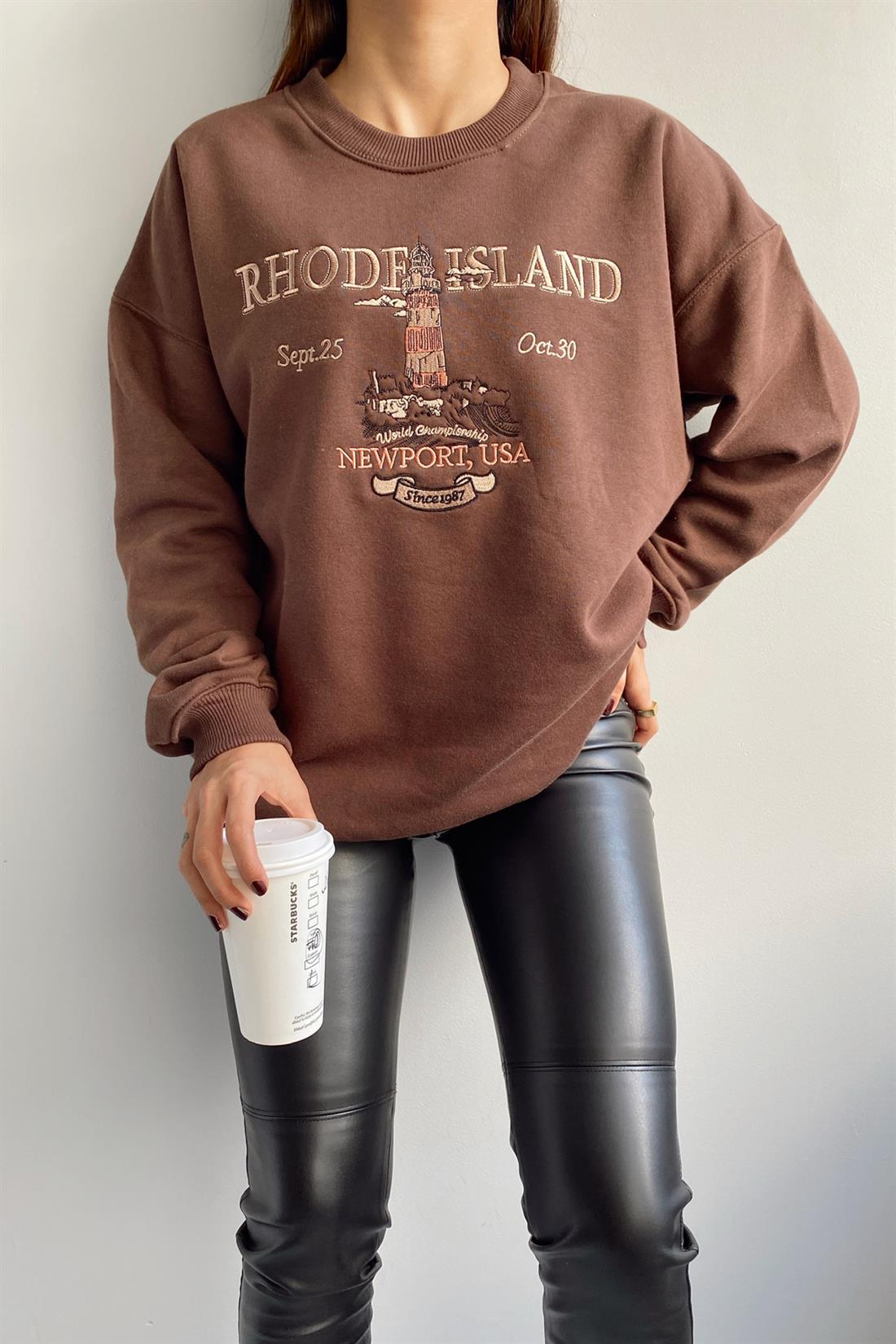Rhode İsland Baskılı Sweatshırt KAHVERENGİ