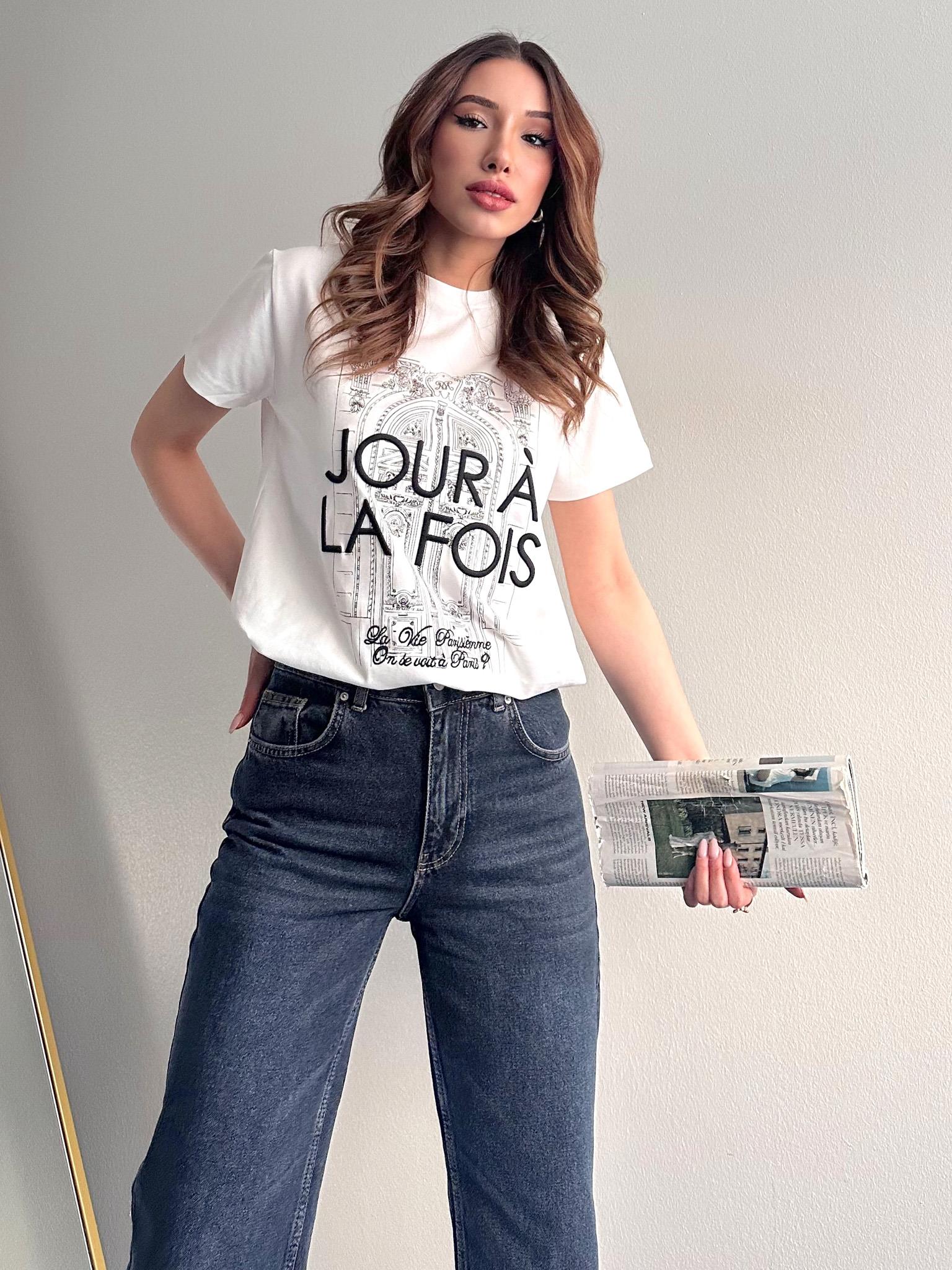 Baskı Ve Nakiş Detaylı Tshırt EKRU