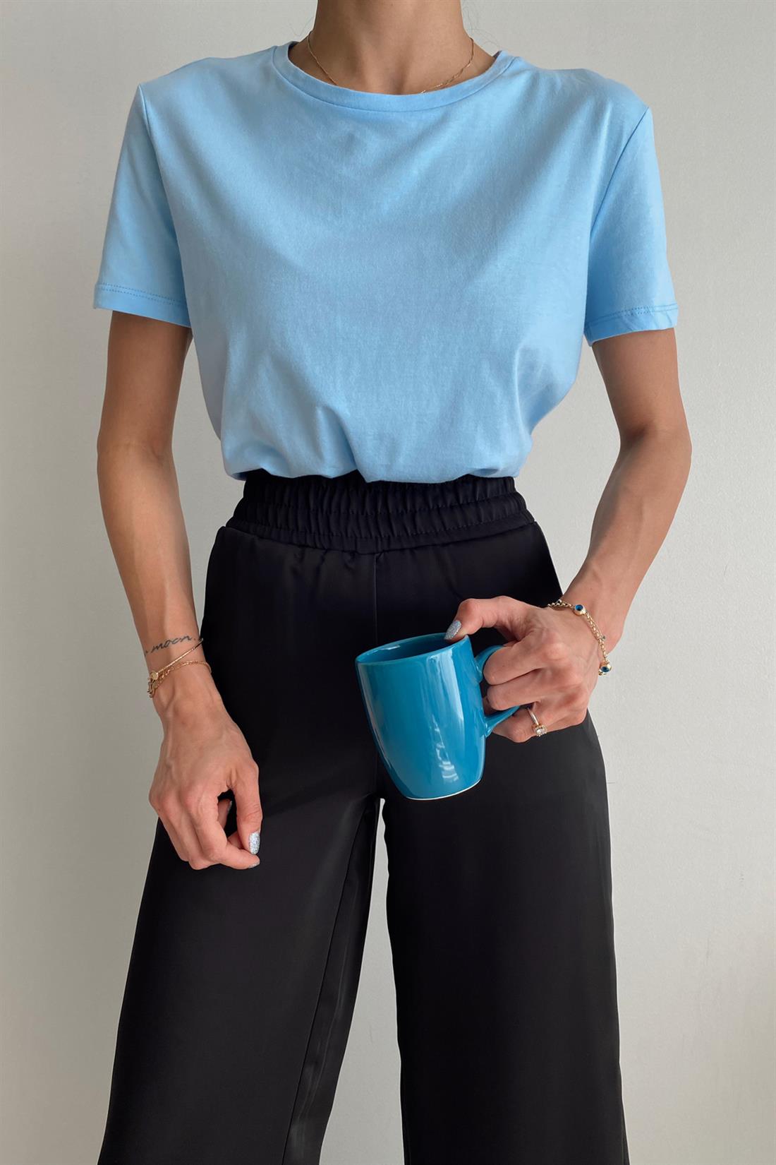 Bisiklet Yaka Basic Tshırt B.MAVİ