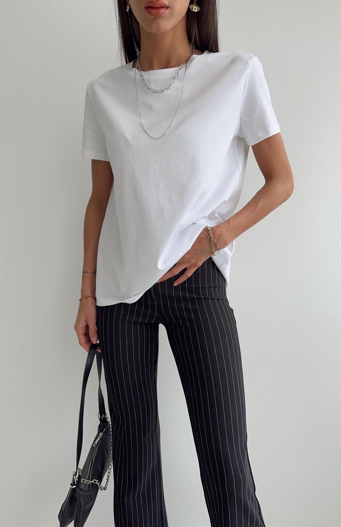 Bisiklet Yaka Basic Tshırt BEYAZ