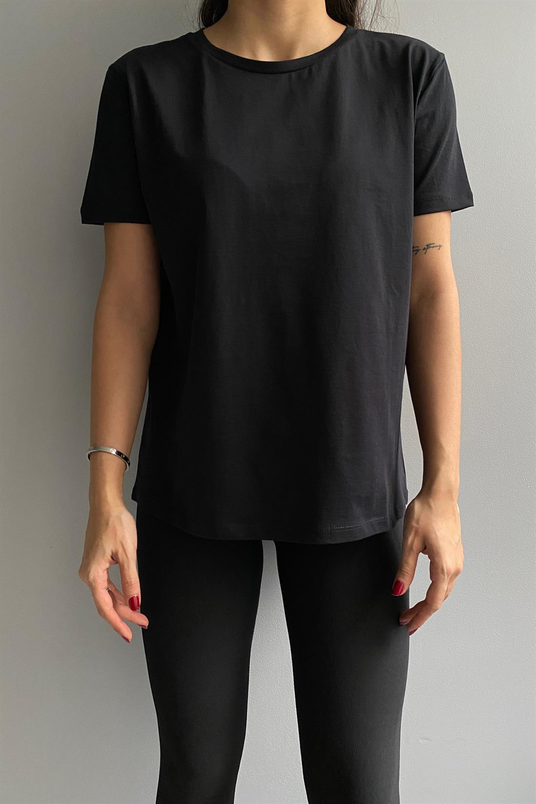 Bisiklet Yaka Basic Tshırt SİYAH